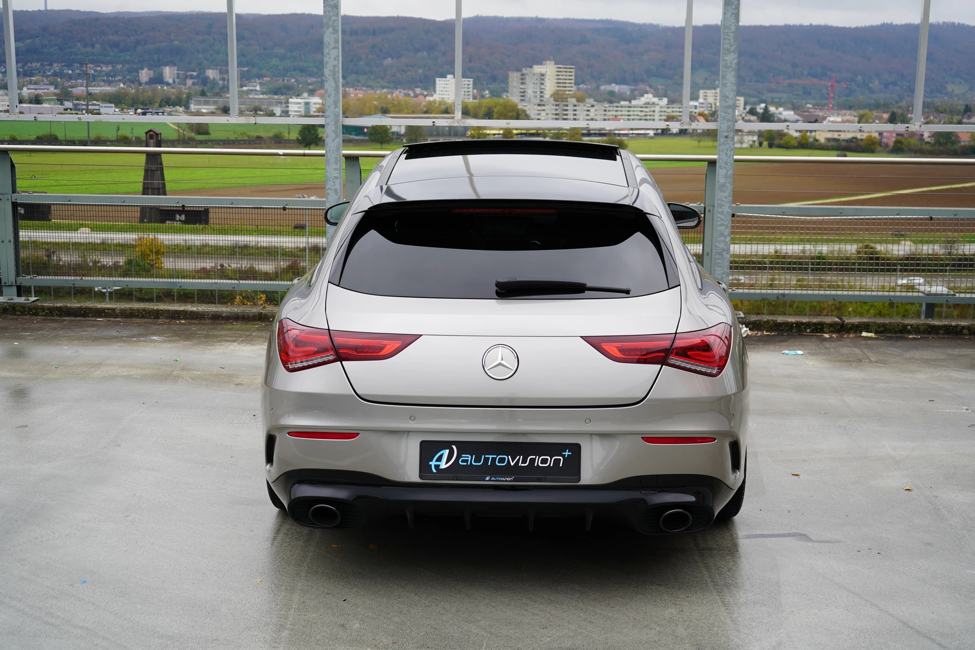 MERCEDES-BENZ CLA SHOOTING BRAKE 35 AMG NIGHT 4MATIC 7G-DCT l 306 PS-image-14