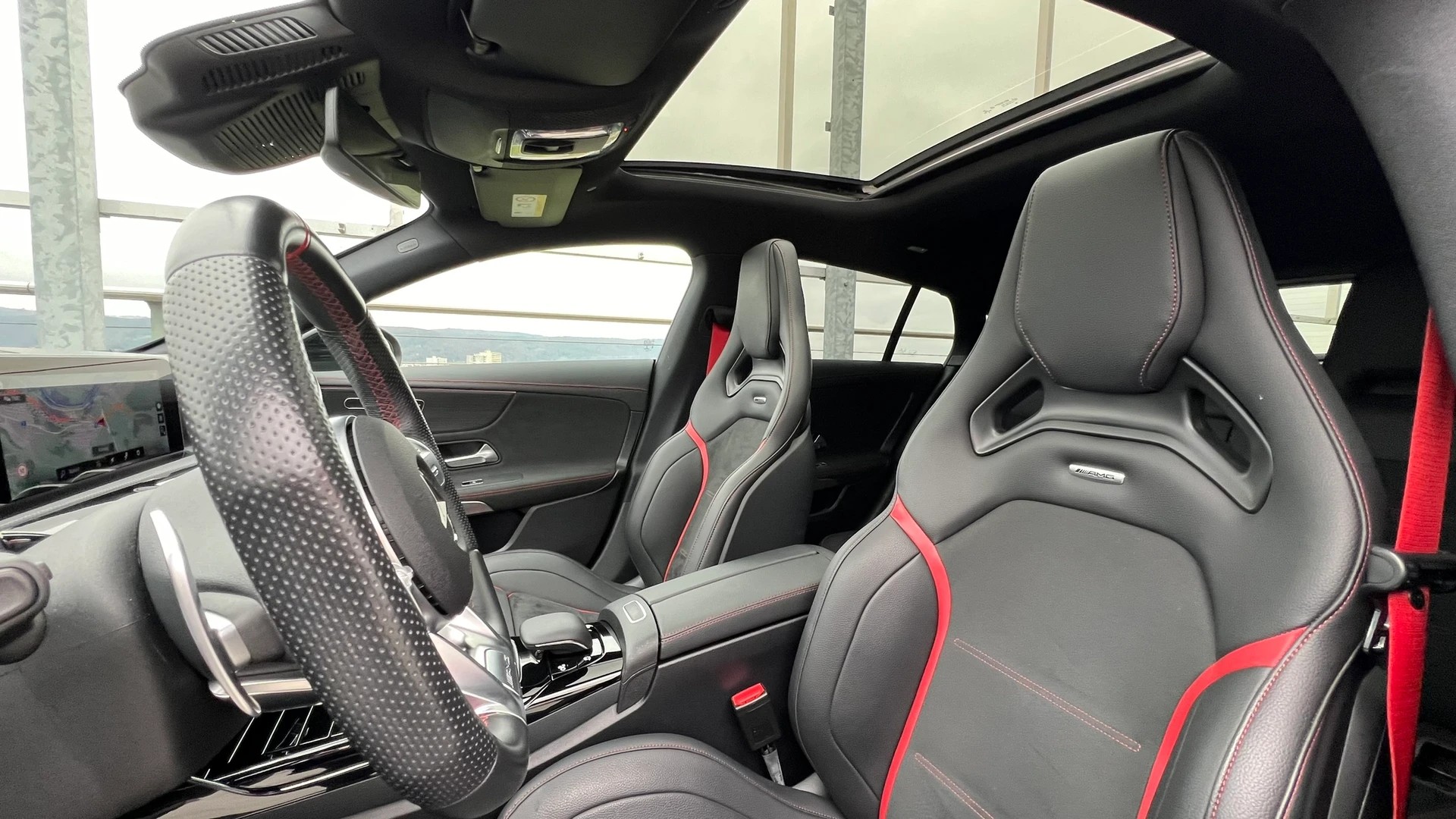 MERCEDES-BENZ CLA SHOOTING BRAKE 35 AMG NIGHT 4MATIC 7G-DCT l 306 PS-image-20