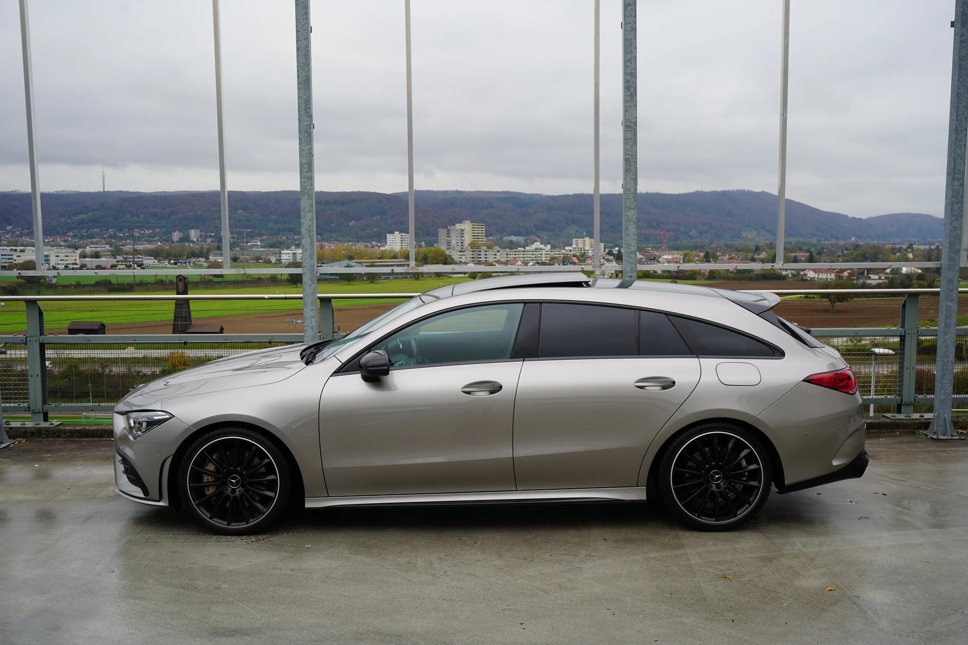 MERCEDES-BENZ CLA SHOOTING BRAKE 35 AMG NIGHT 4MATIC 7G-DCT l 306 PS-image-5
