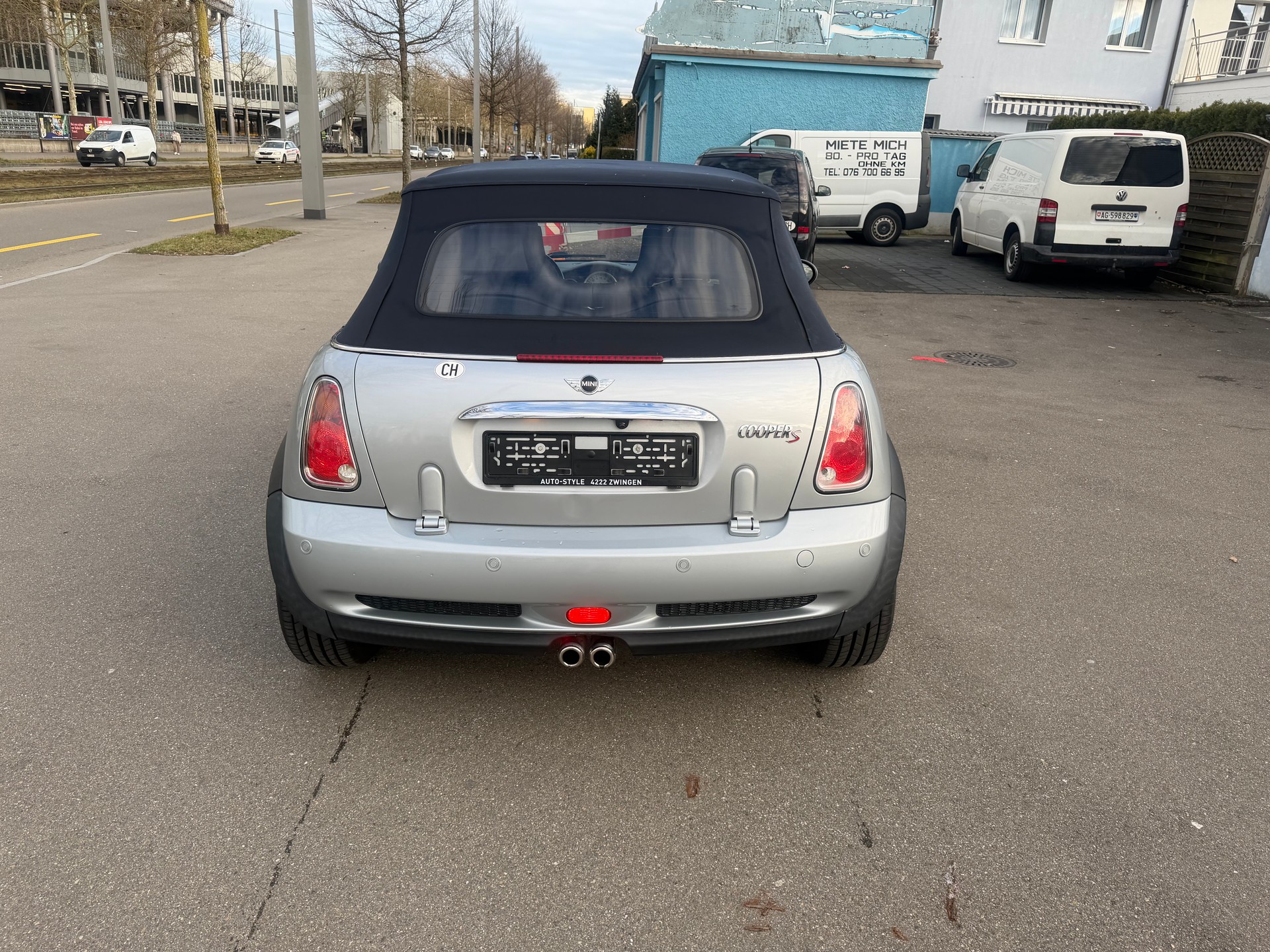 MINI Cooper S Cabriolet-image-5