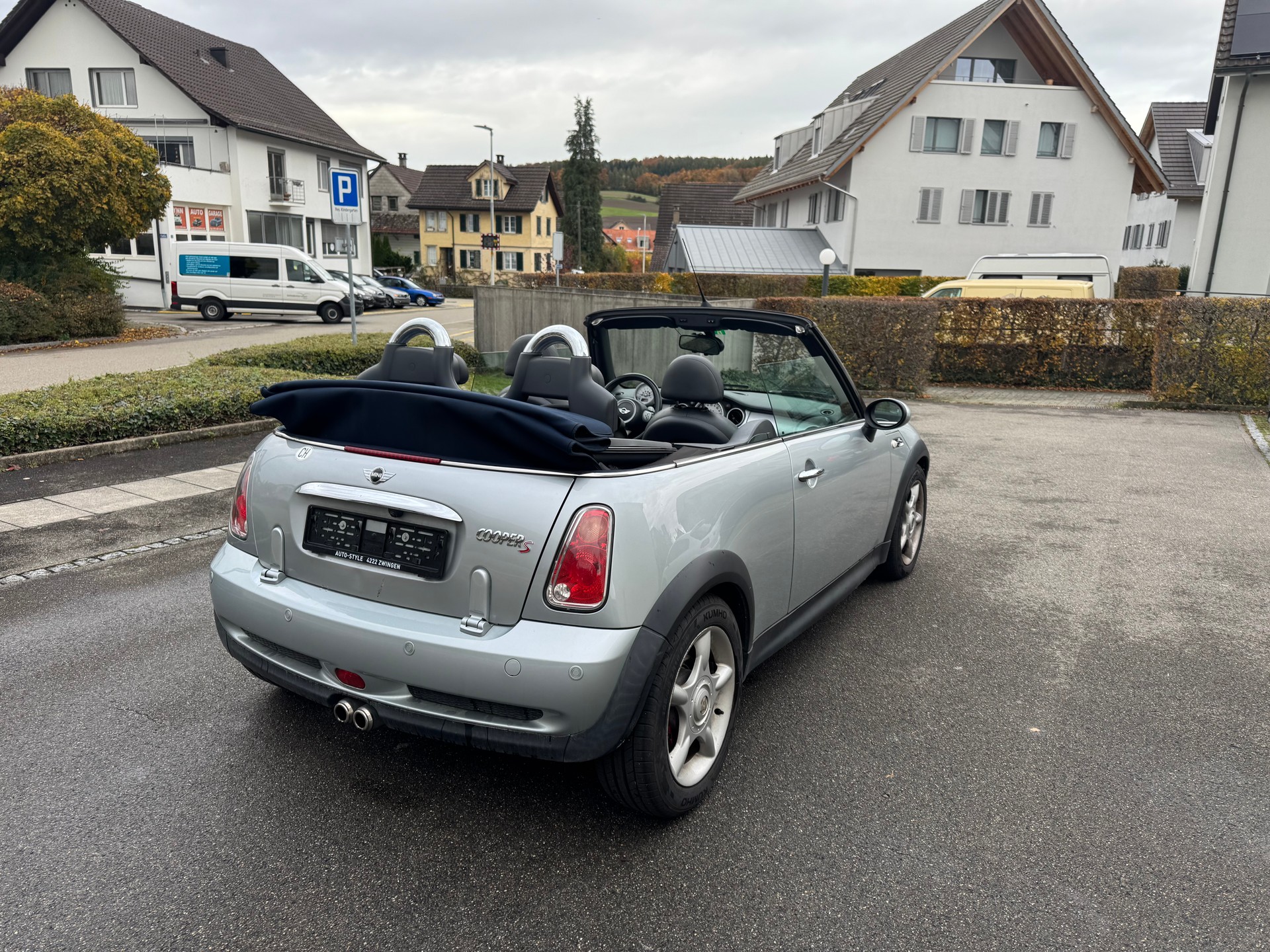 MINI Cooper S Cabriolet-image-10