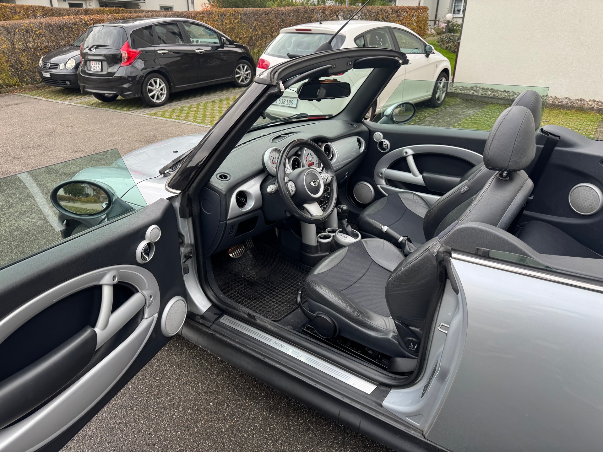 MINI Cooper S Cabriolet-image-7