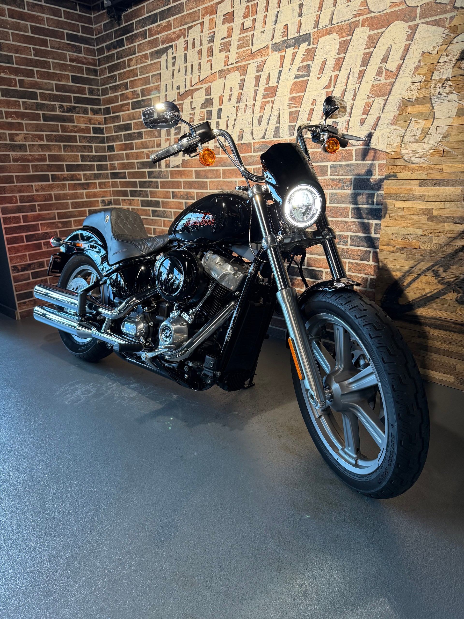 HARLEY-DAVIDSON FXST Softail Standard 107 (35KW possible)-image-11