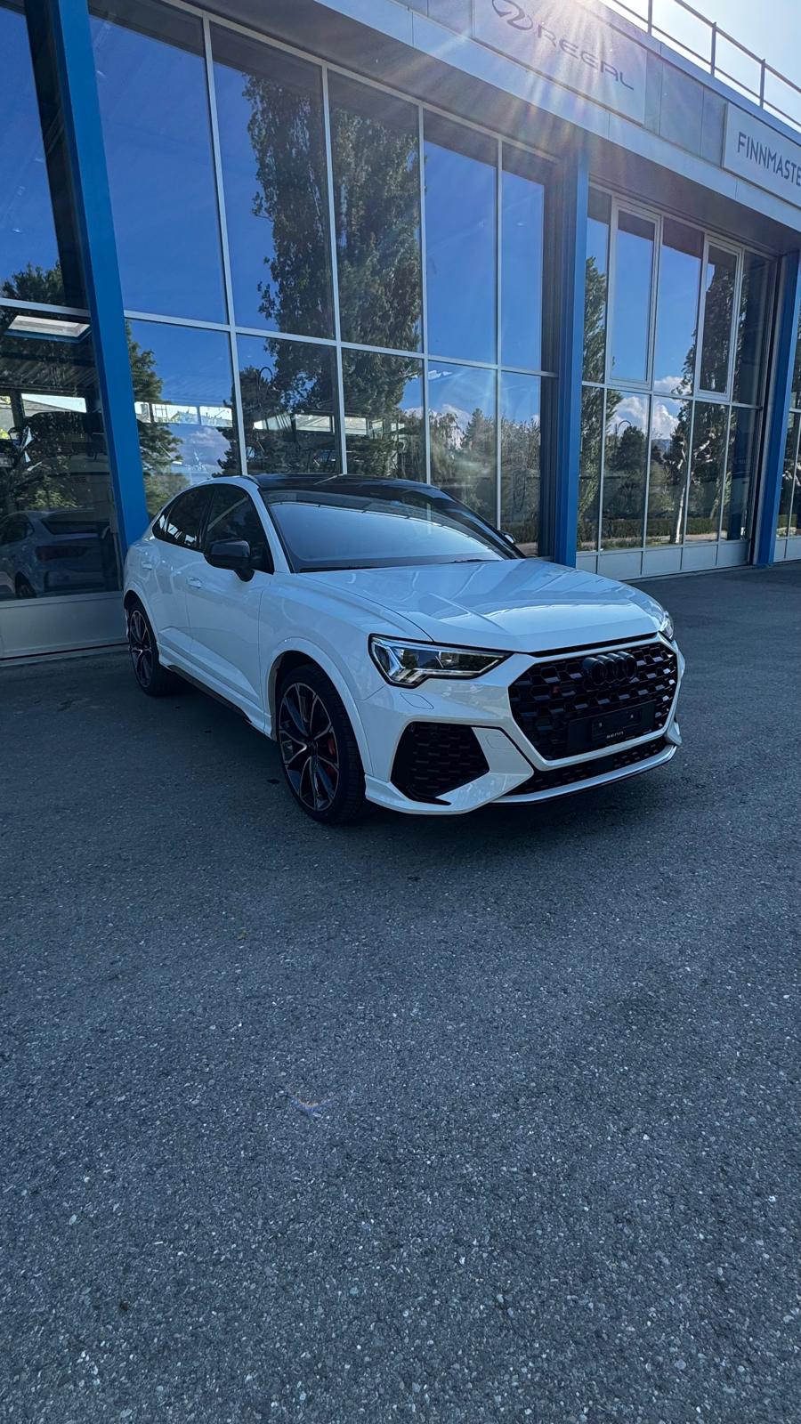 AUDI RS Q3 Sportback quattro S tronic-image-0