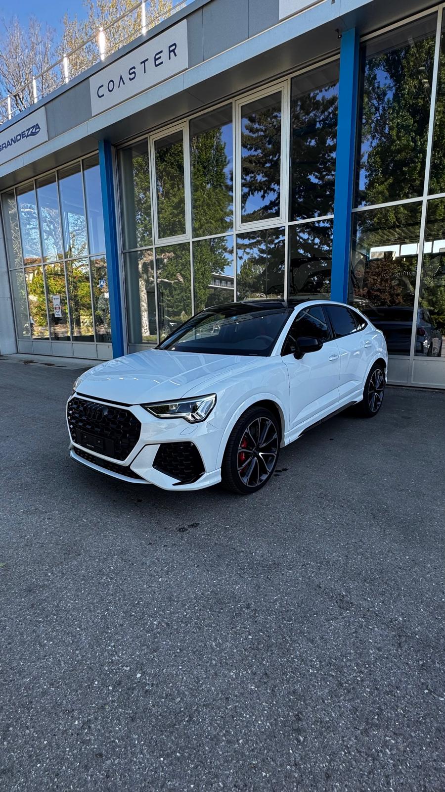 AUDI RS Q3 Sportback quattro S tronic-image-1