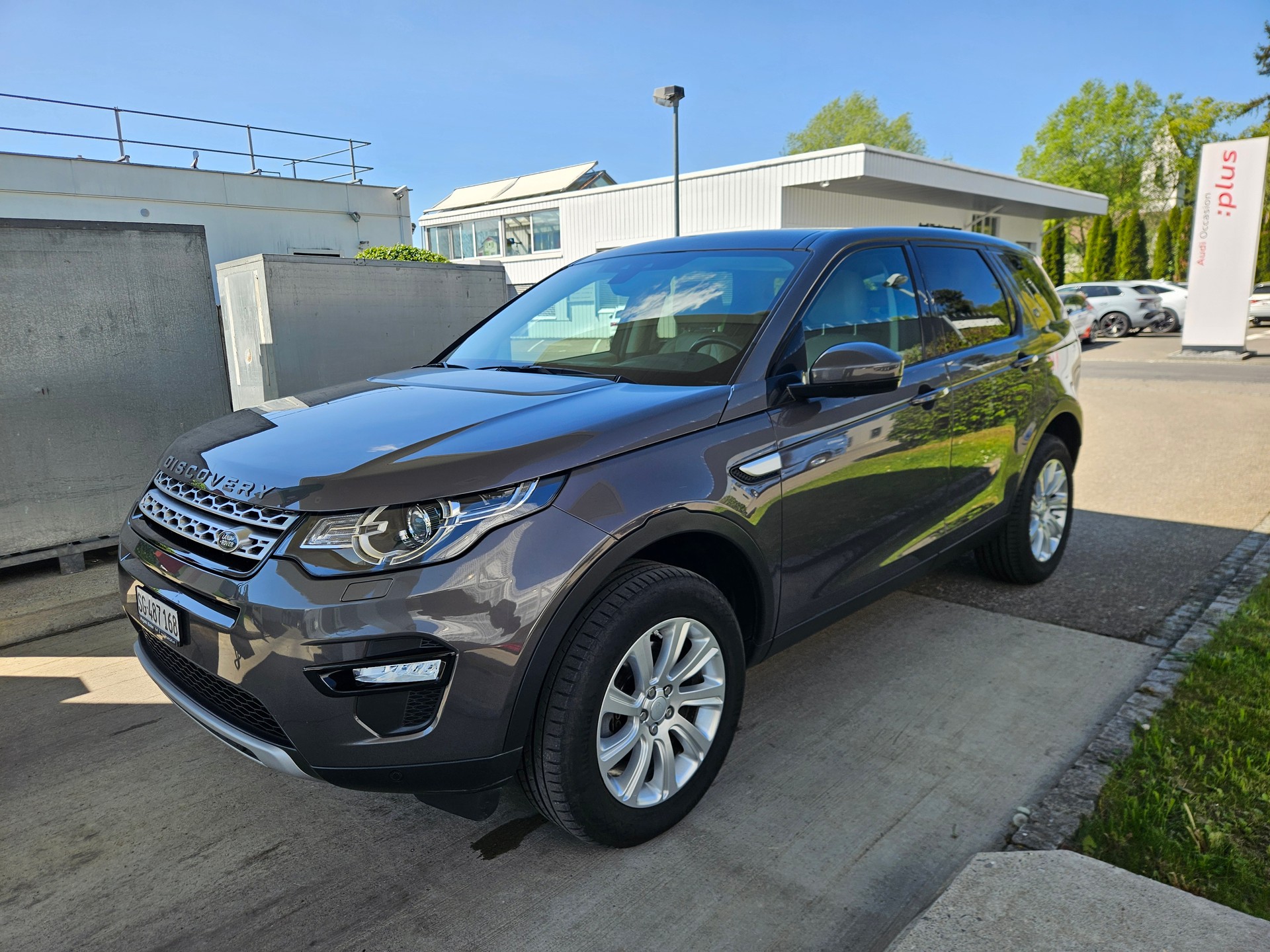 LAND ROVER Discovery Sport 2.0 TD4 HSE AT9-image-0