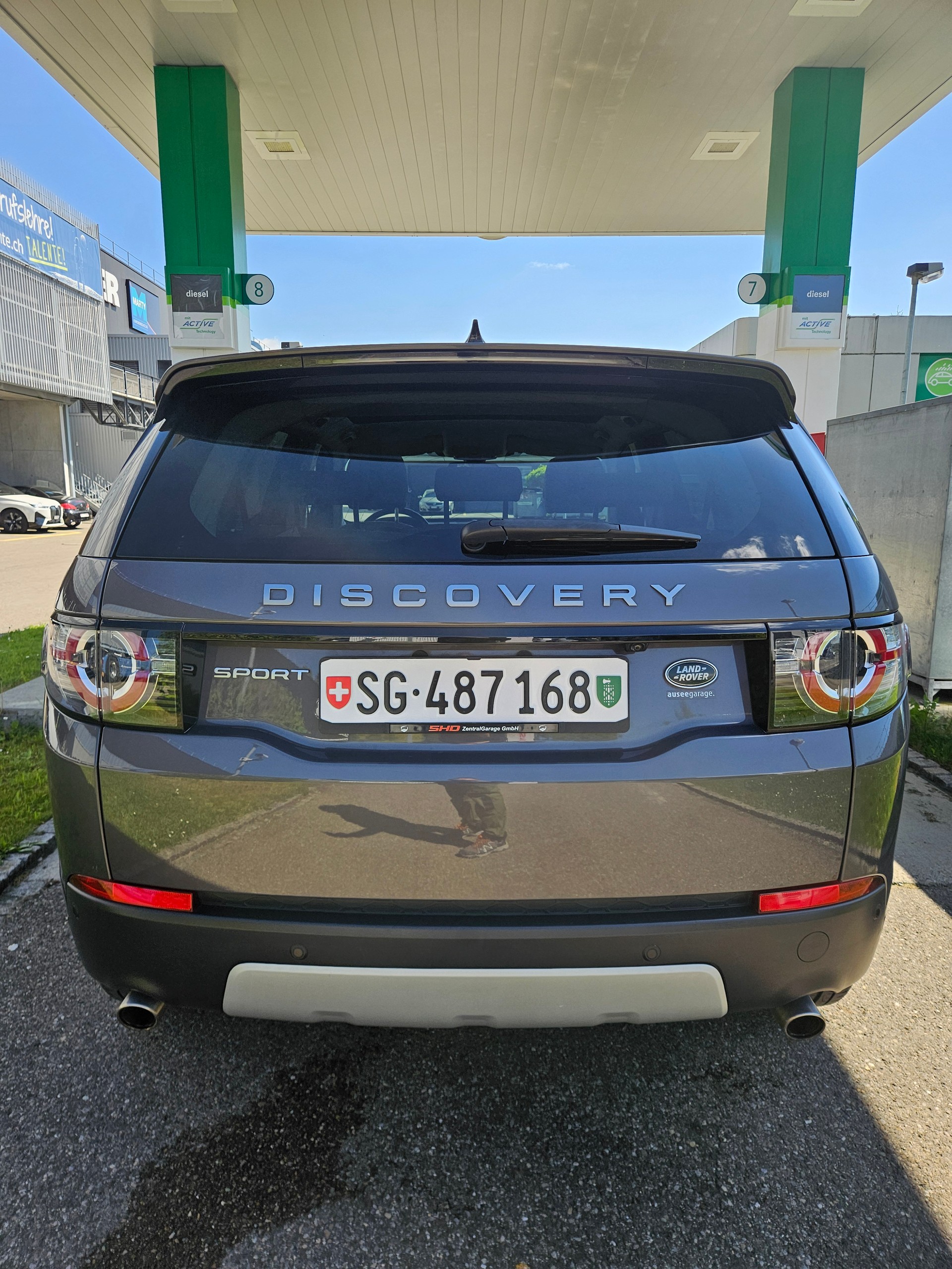 LAND ROVER Discovery Sport 2.0 TD4 HSE AT9-image-2