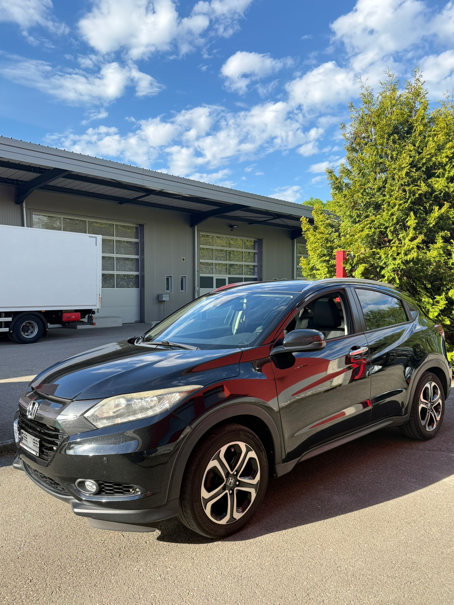 HONDA HR-V 1.6i-DTEC Executive-image-8
