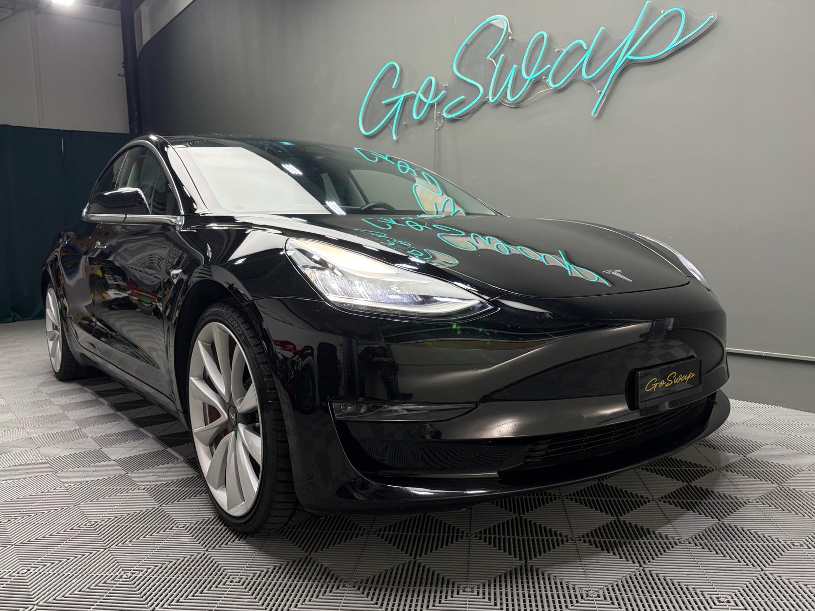 TESLA Model 3 Performance Dual Motor AWD-image-1