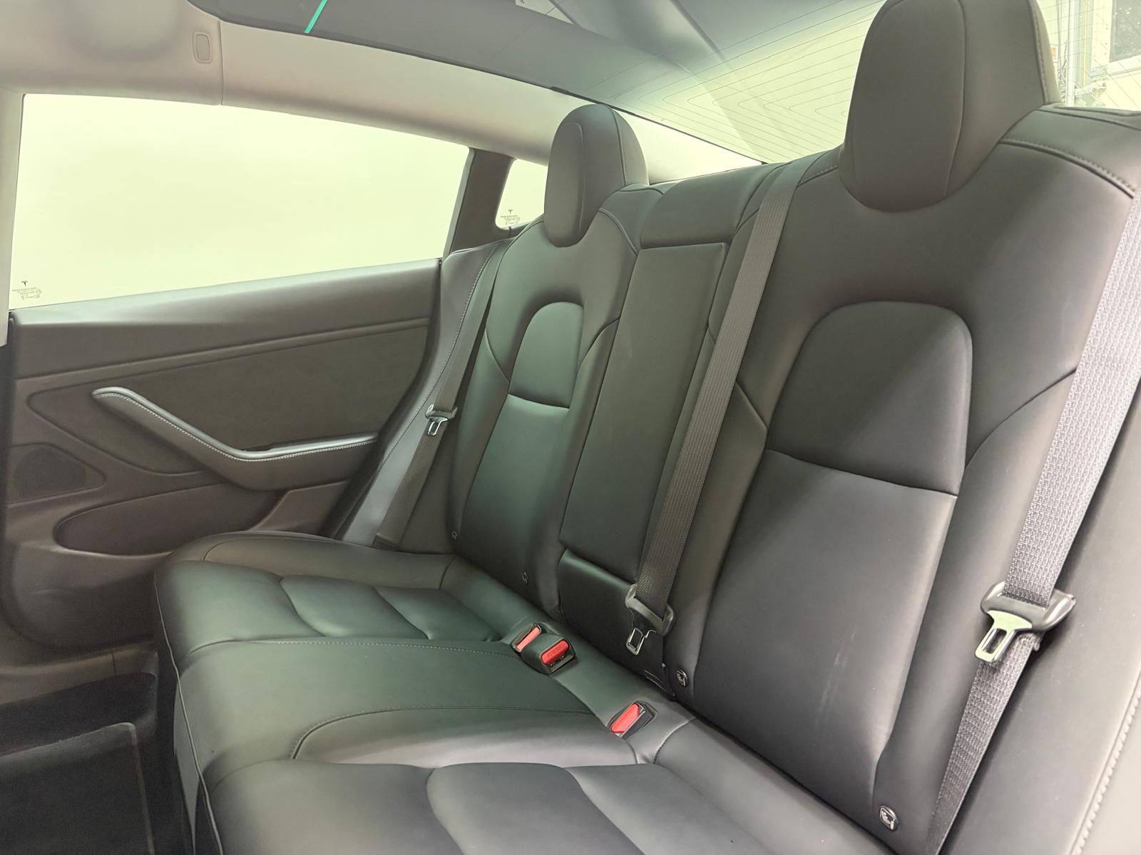 TESLA Model 3 Performance Dual Motor AWD-image-12