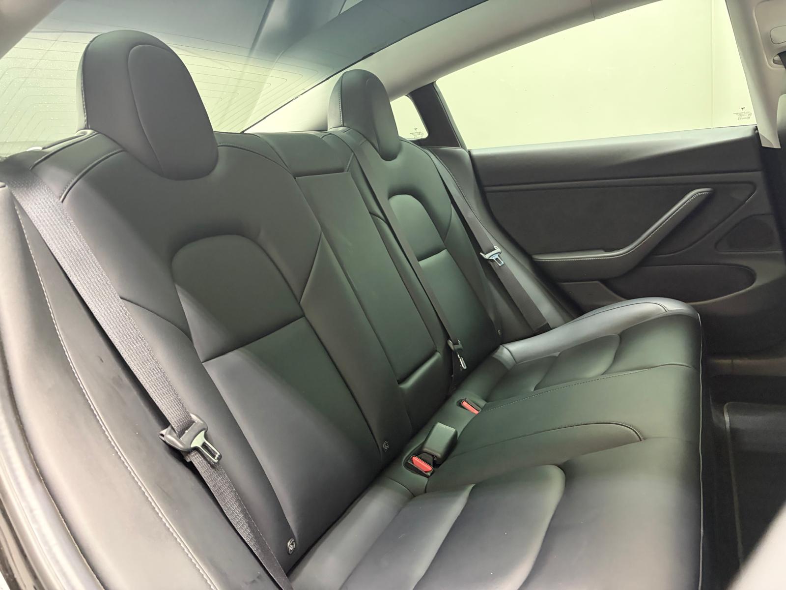 TESLA Model 3 Performance Dual Motor AWD-image-16