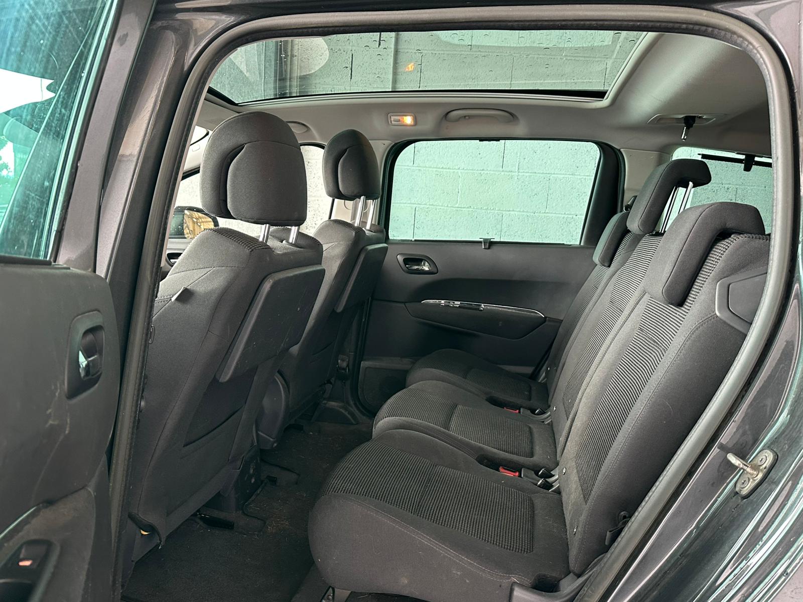 PEUGEOT 5008 1.6 16V T Active-image-7