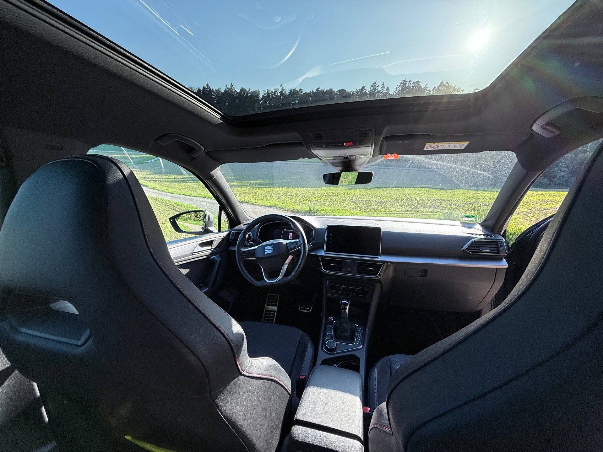 SEAT 1.4 eHybrid FR DSG-image-2