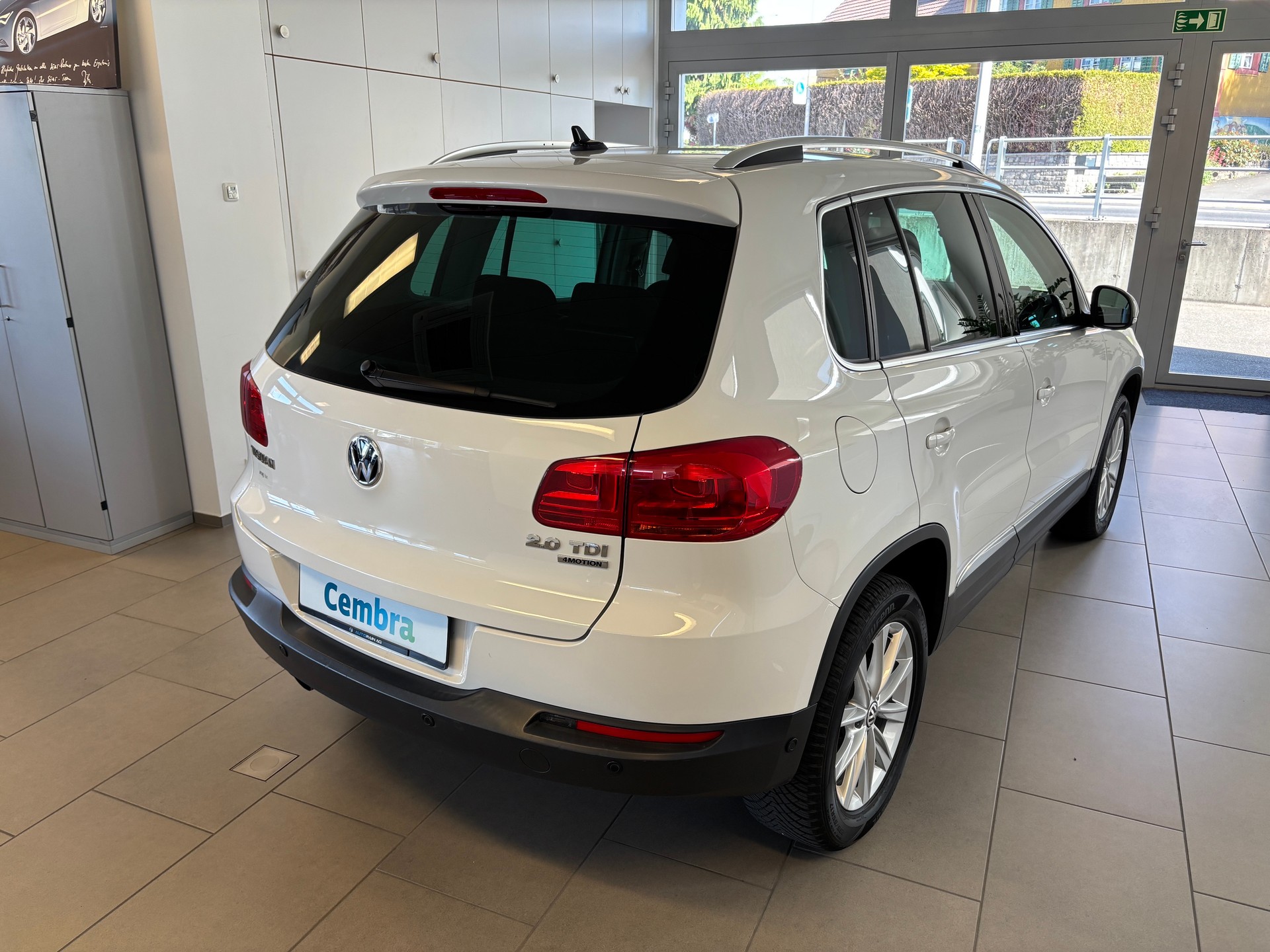 VW Tiguan 2.0 TDI BlueMotion Sport&Style 4Motion DSG-showroom-element-2