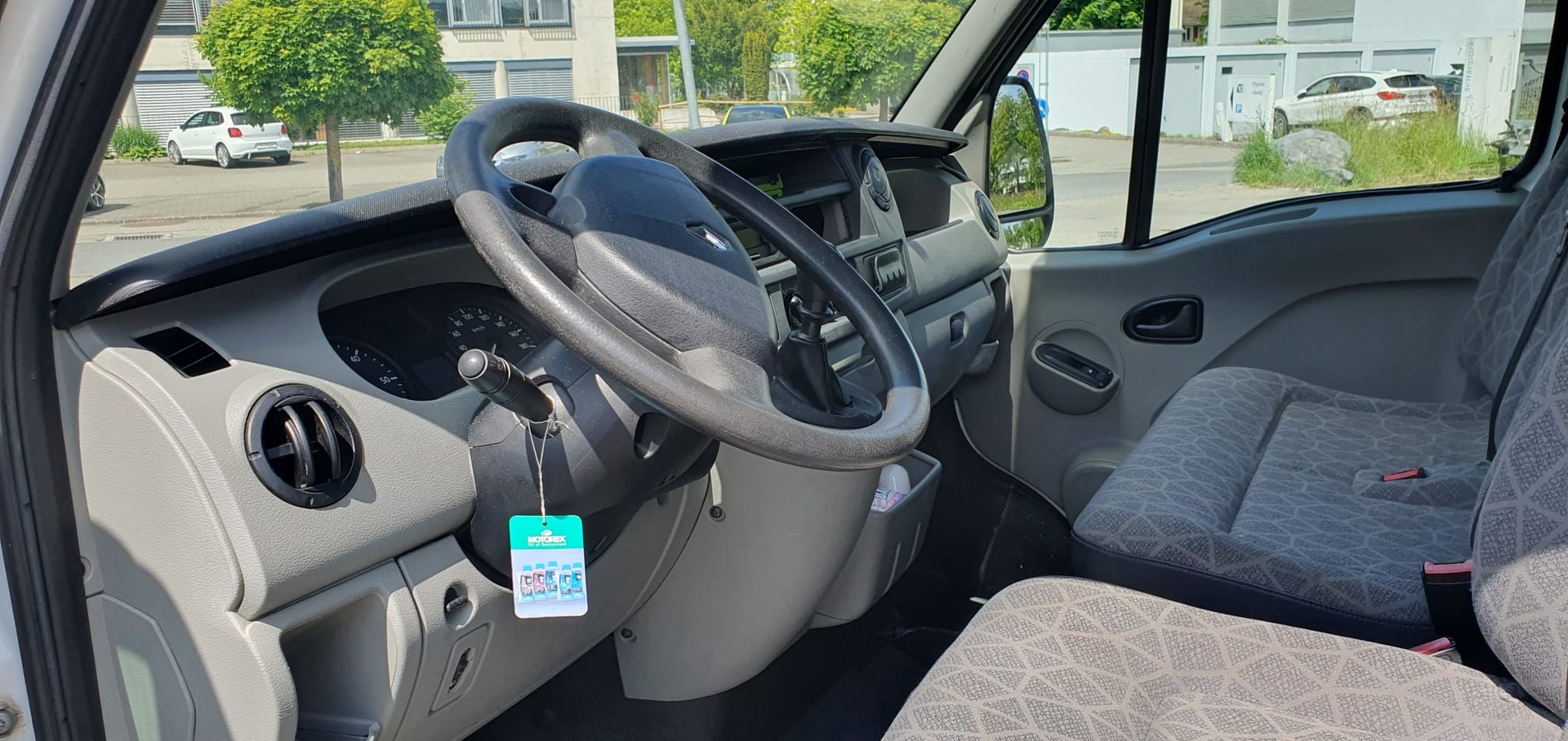 RENAULT 2.5 dCi 150-image-3