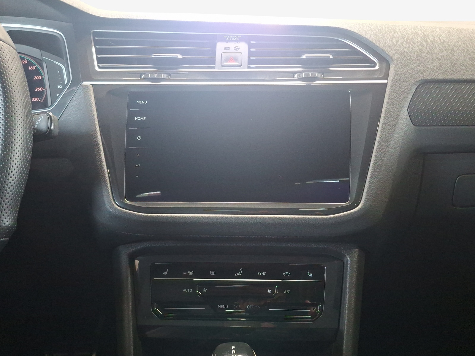 VW Tiguan 2.0TSI R 4Motion DSG-image-10