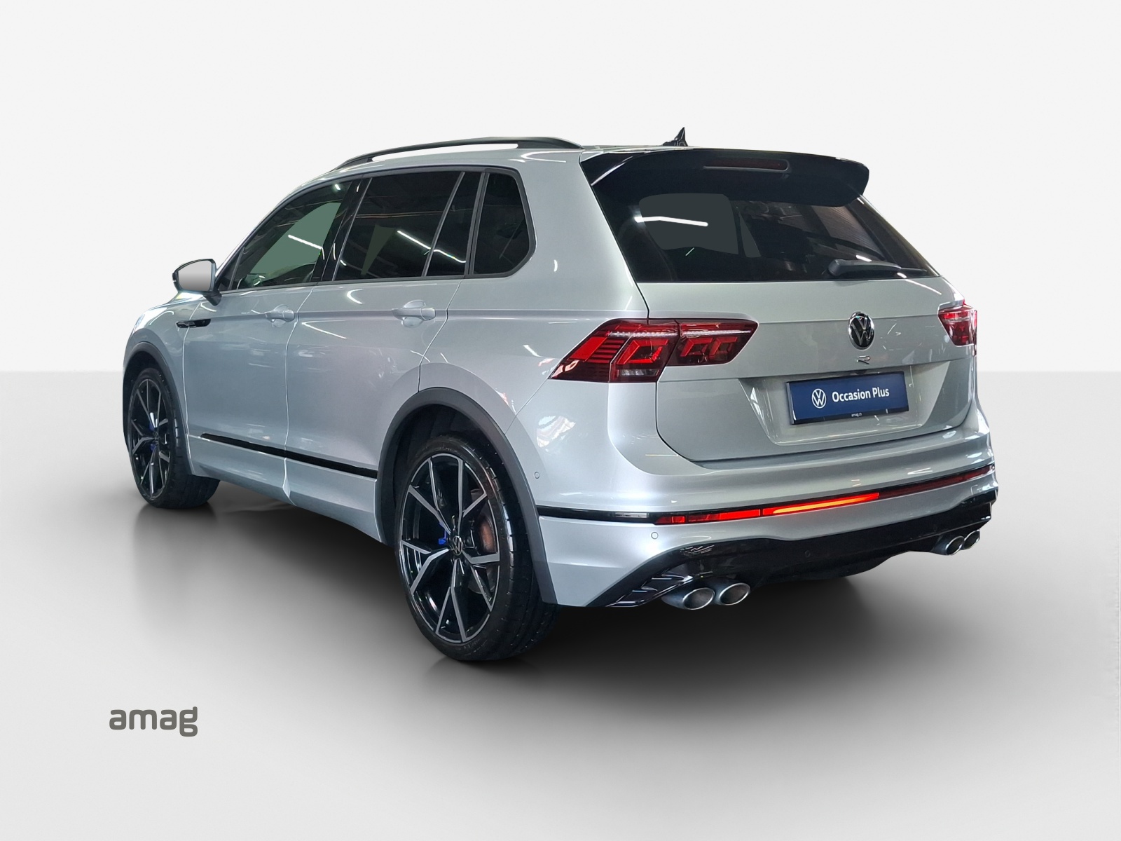 VW Tiguan 2.0TSI R 4Motion DSG-image-2