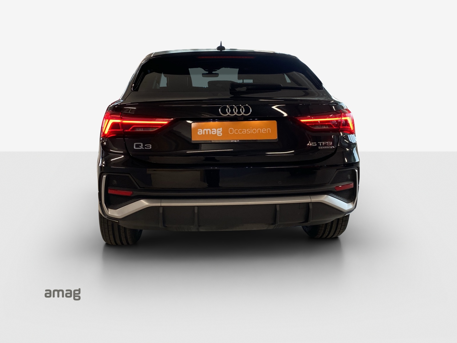 AUDI Q3 Sportback 45 TFSI S line quattro S-tronic-image-3