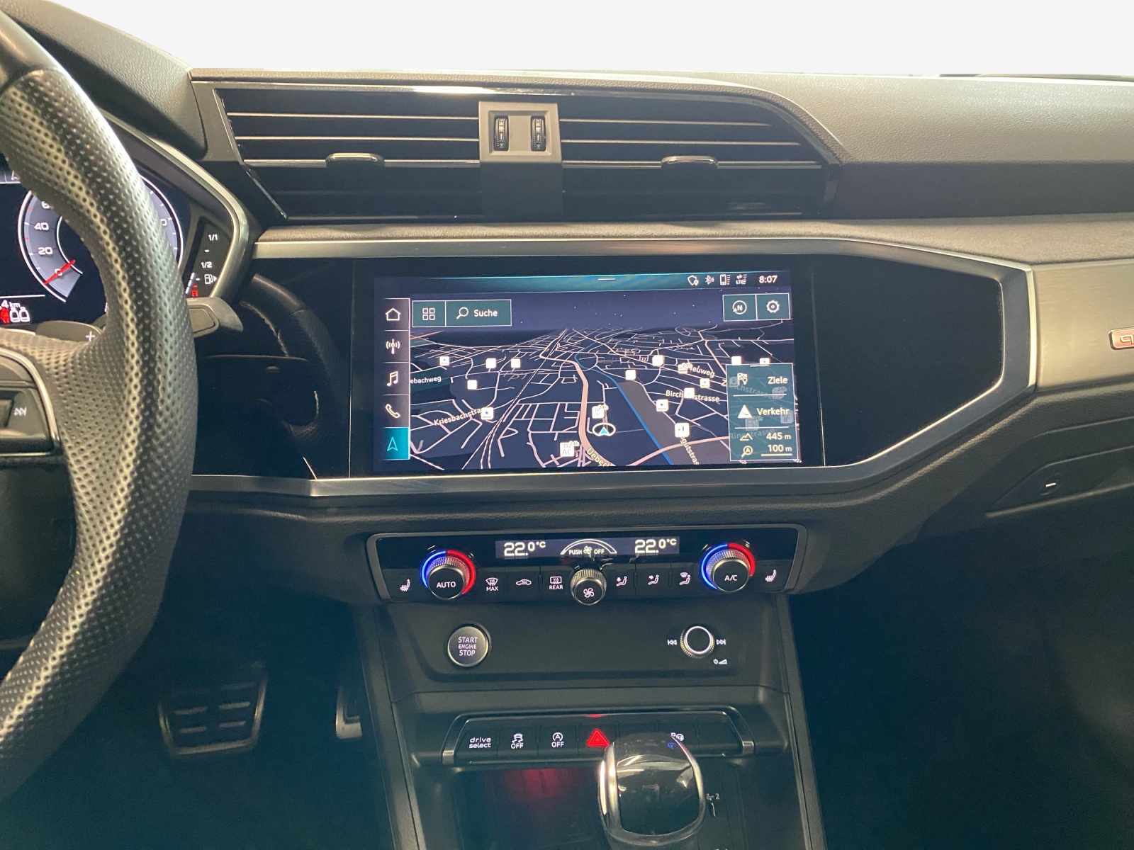 AUDI Q3 Sportback 45 TFSI S line quattro S-tronic-image-10