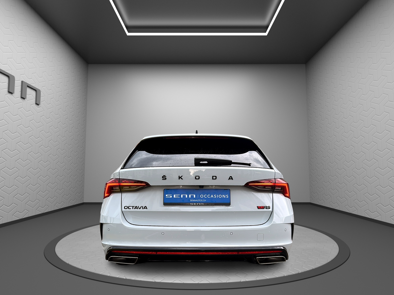 SKODA Octavia Combi 2.0 TSI DSG RS-image-4