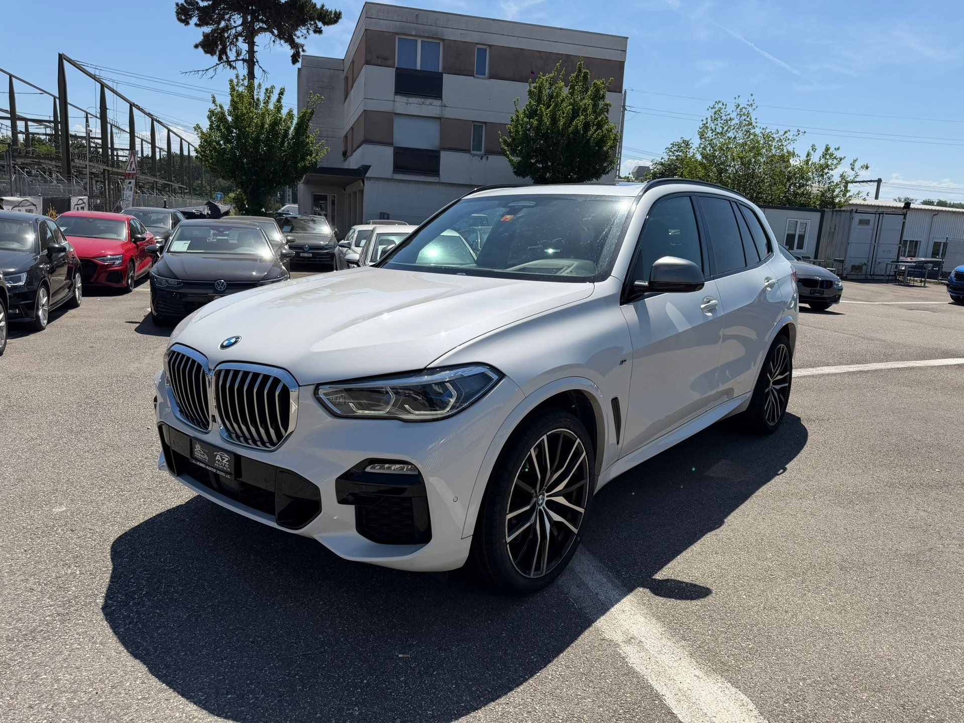 BMW X5 xDrive 40i Steptronic M-Pack 🇨🇭 garantie 2 ans full option-showroom-element-1