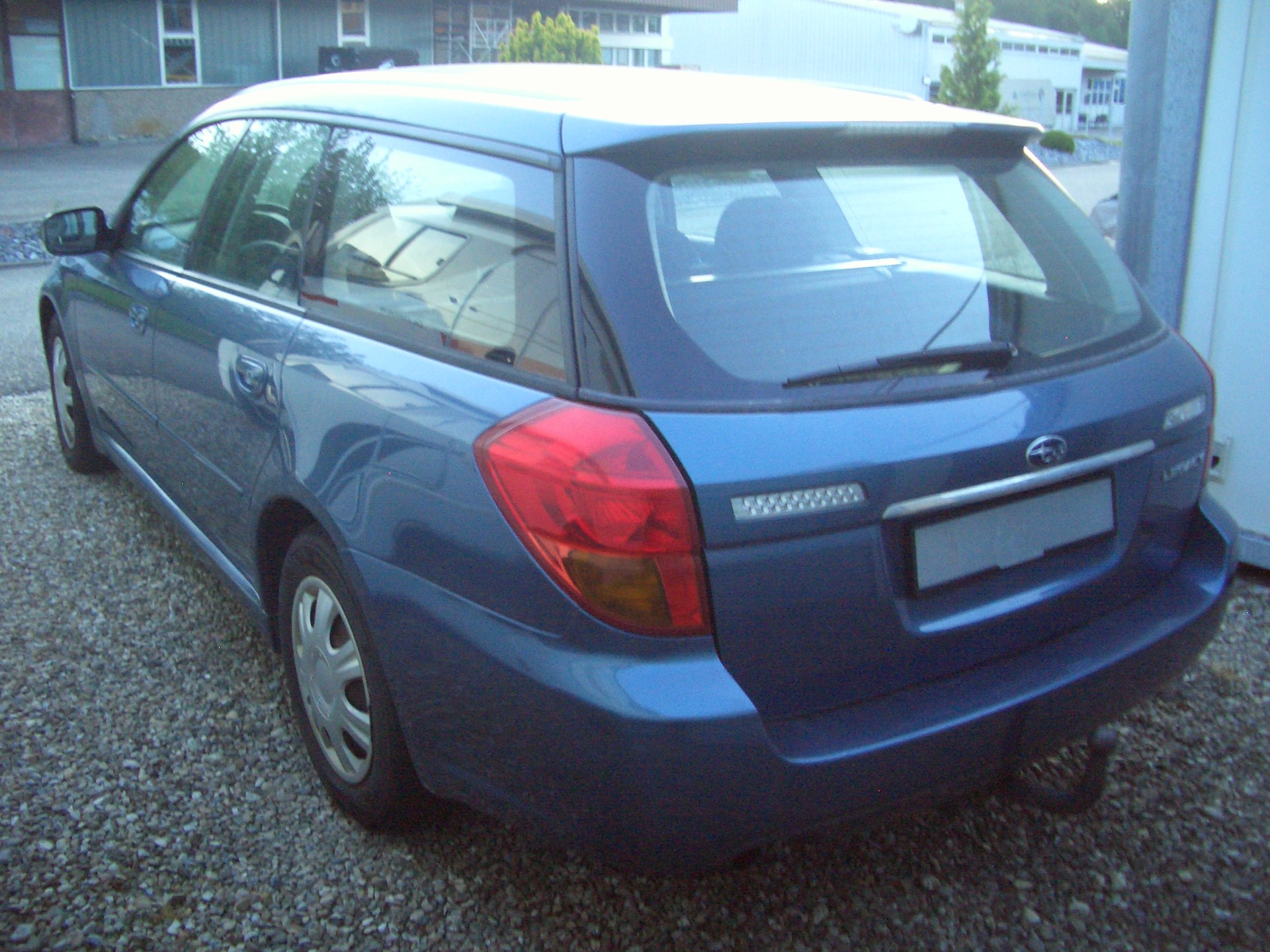 SUBARU Legacy 2.0i AWD Swiss Automat-image-1
