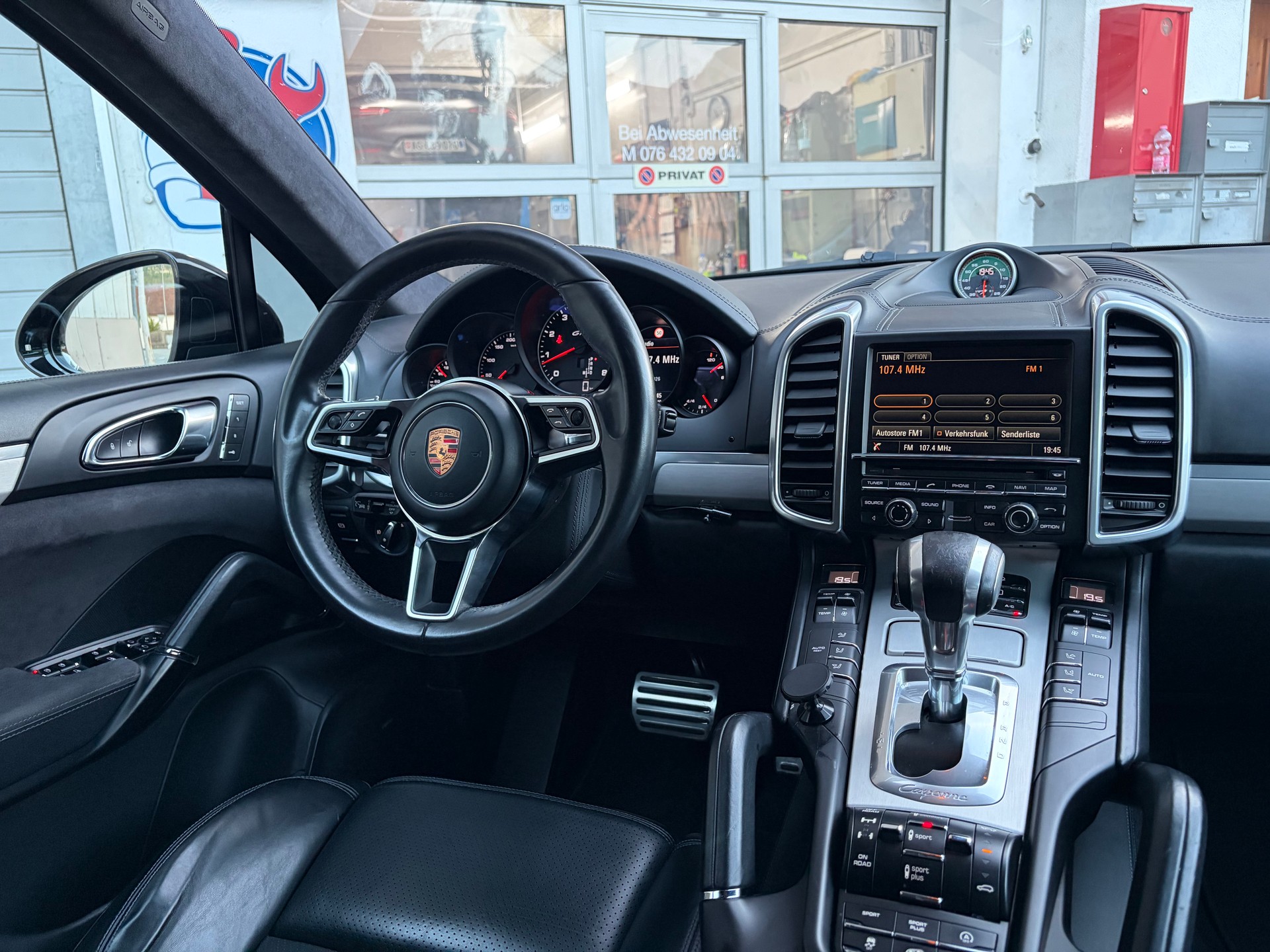 PORSCHE Cayenne GTS-image-13