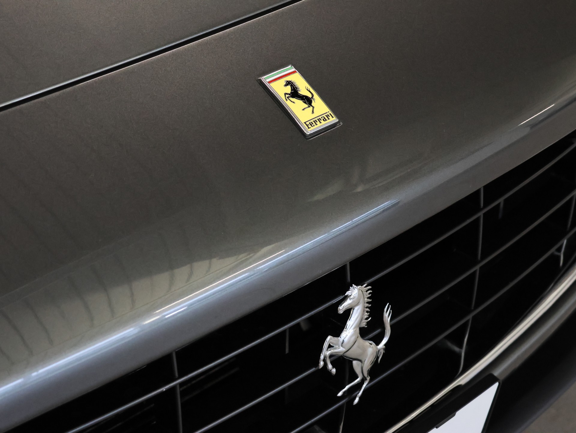 FERRARI California 4.3 V8 *Carplay* *Kein OPF*-image-16