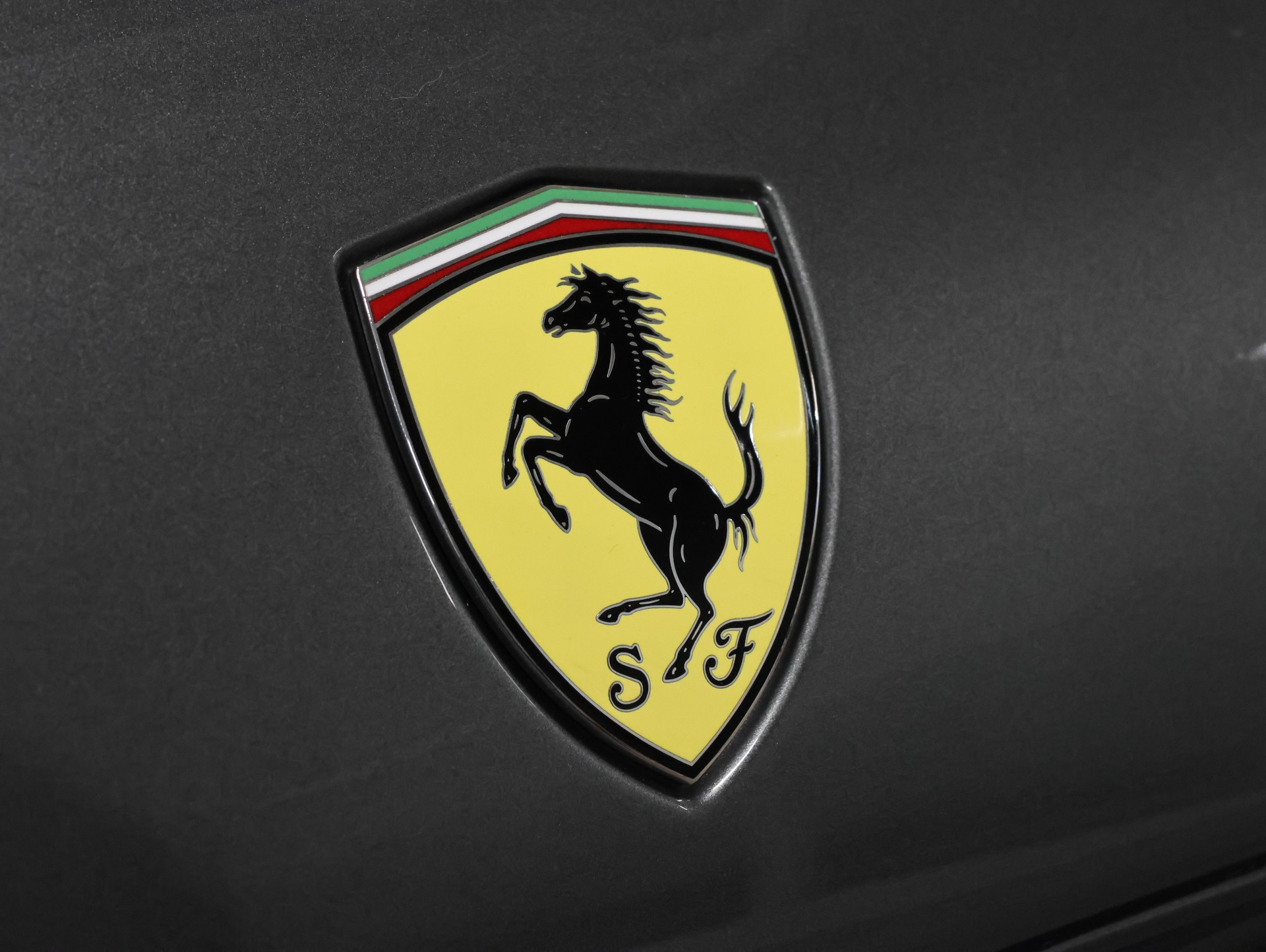 FERRARI California 4.3 V8 *Carplay* *Kein OPF*-image-15