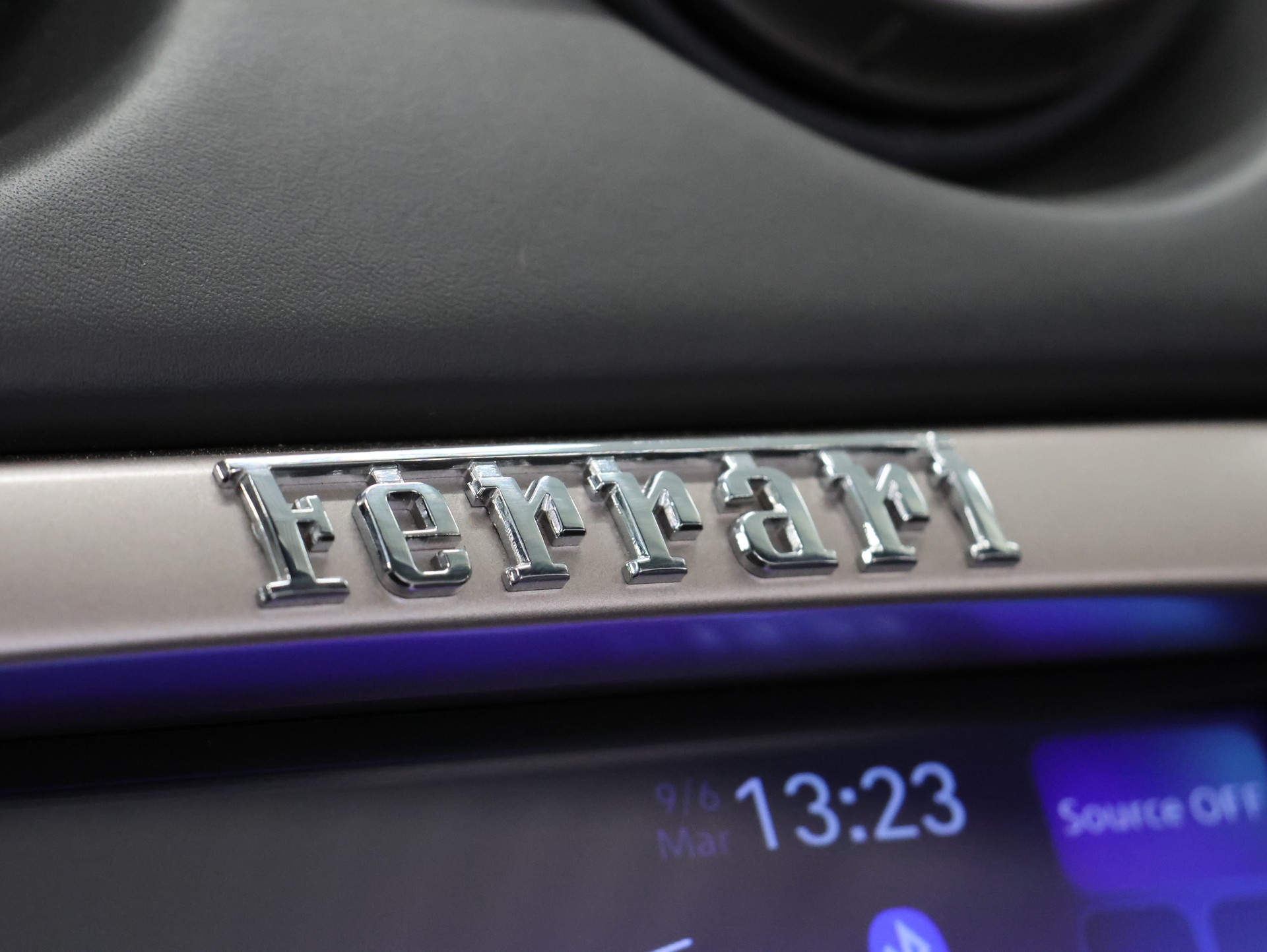 FERRARI California 4.3 V8 *Carplay* *Kein OPF*-image-27