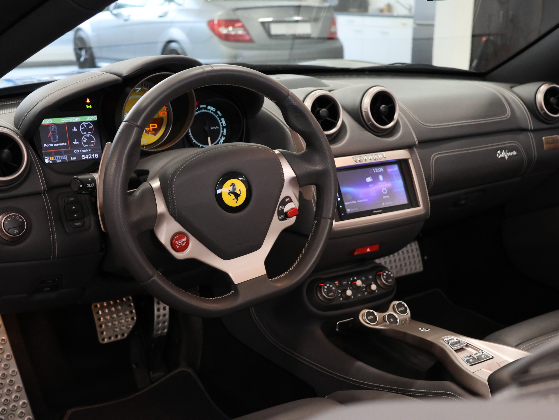 FERRARI California 4.3 V8 *Carplay* *Kein OPF*-image-21