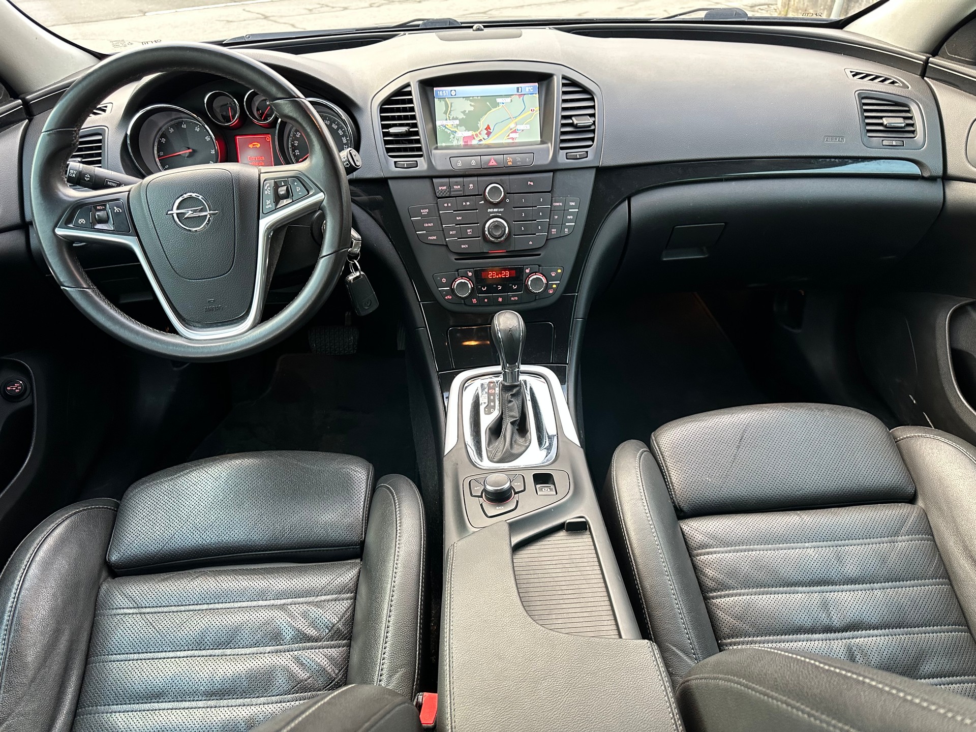 OPEL Insignia Sports Tourer 2.8 Turbo Cosmo 4WD-image-8