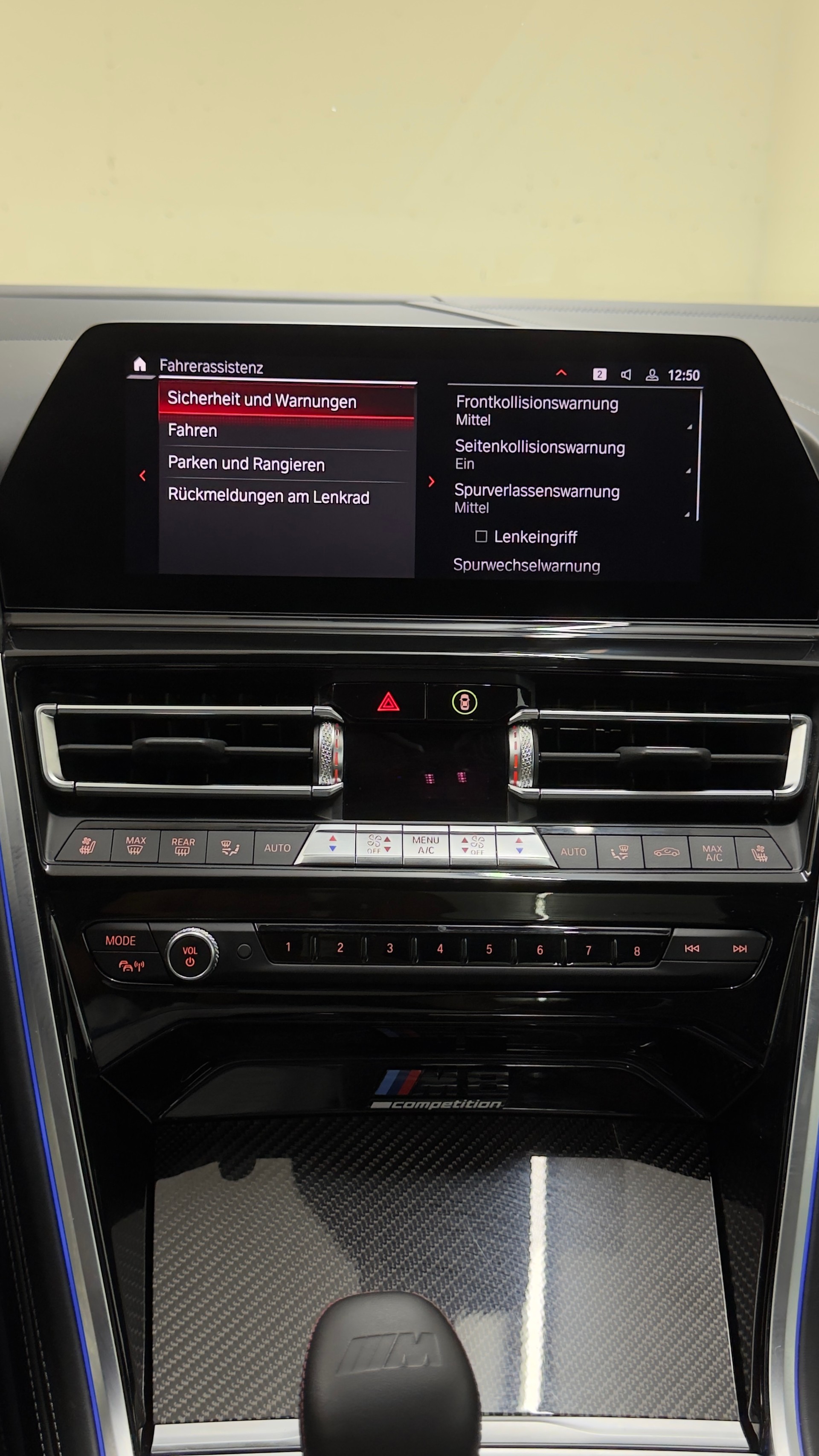 BMW M8 xDrive Steptronic M Competition-image-14