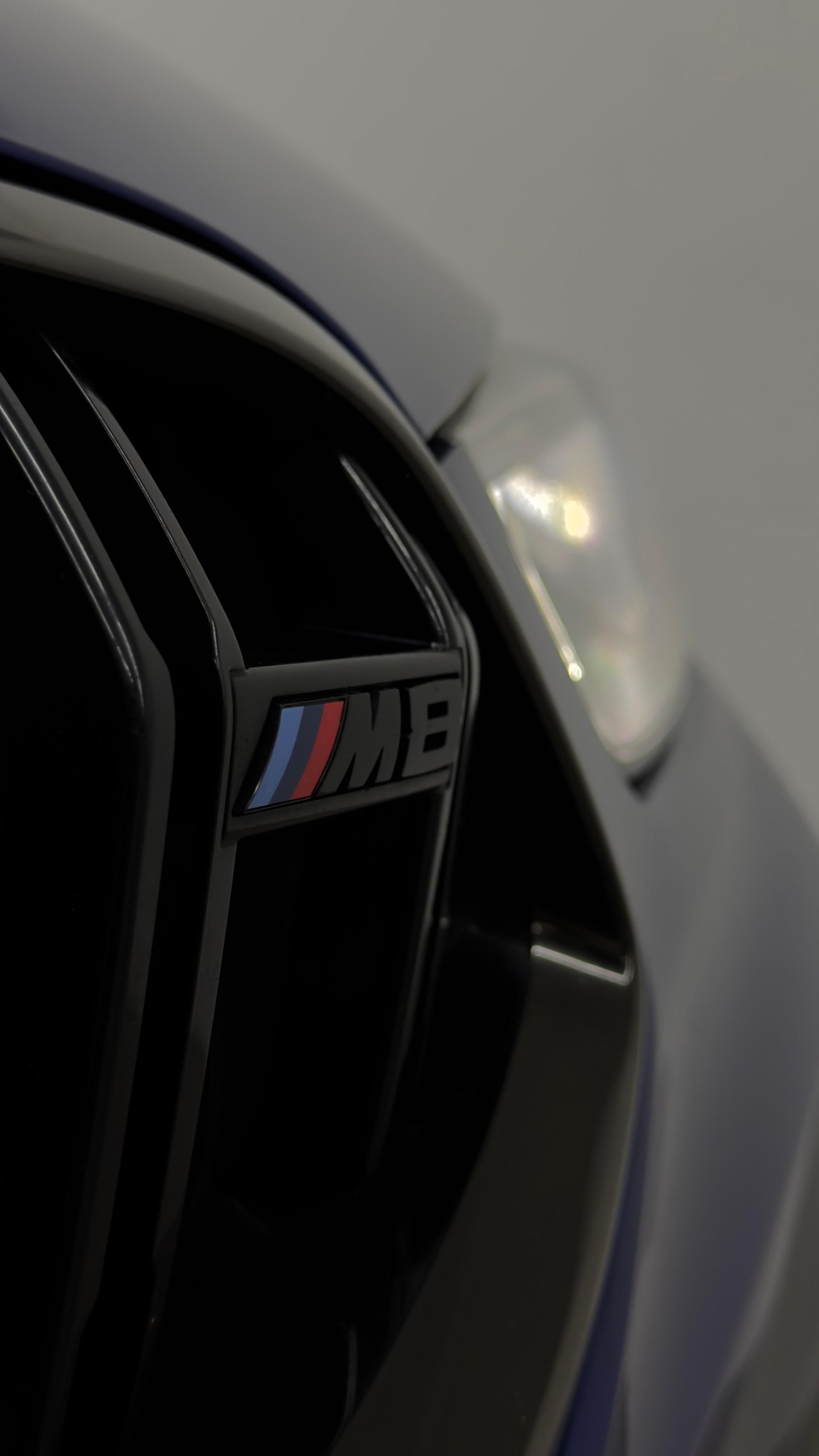 BMW M8 xDrive Steptronic M Competition-image-7