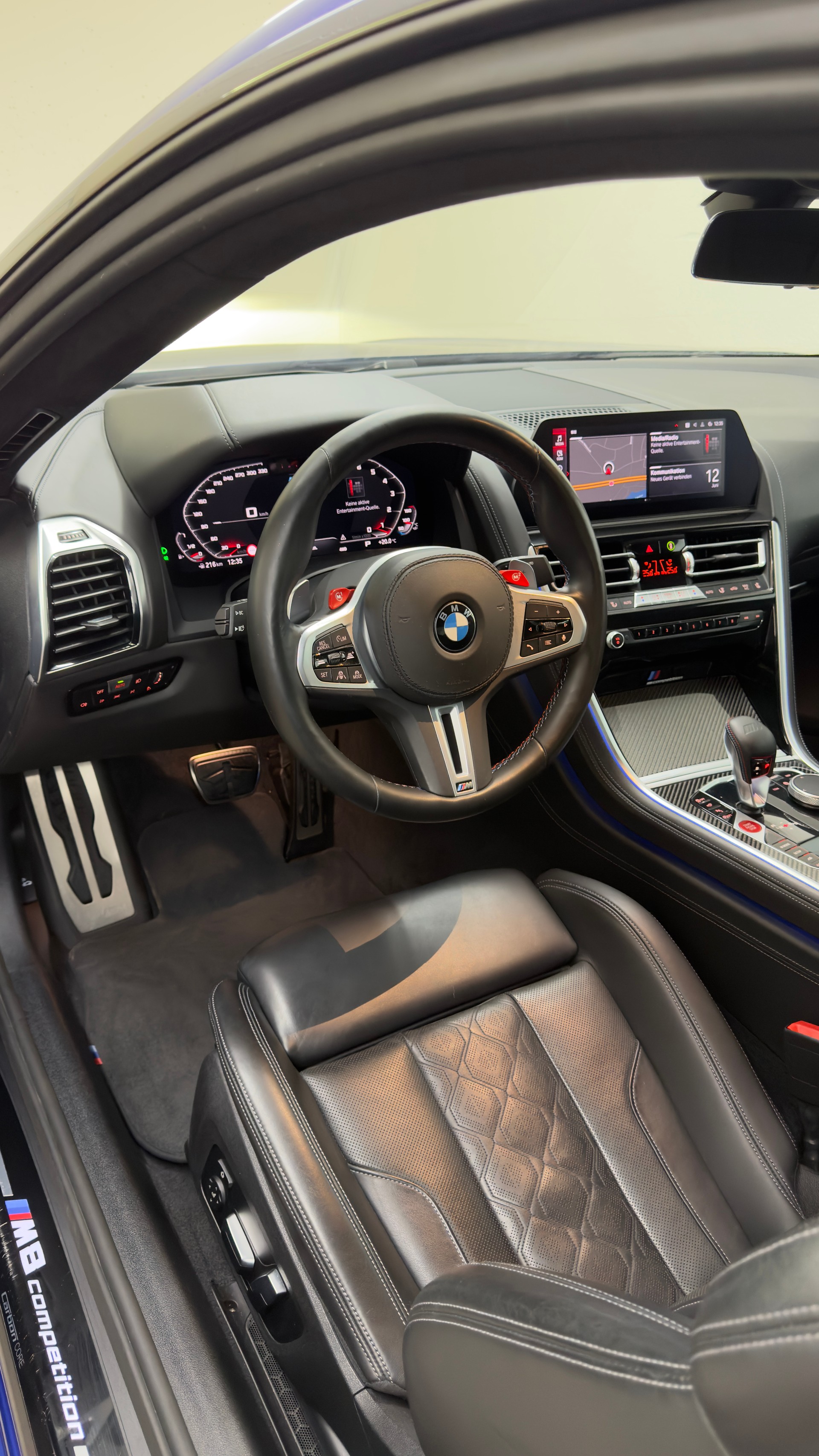 BMW M8 xDrive Steptronic M Competition-image-8