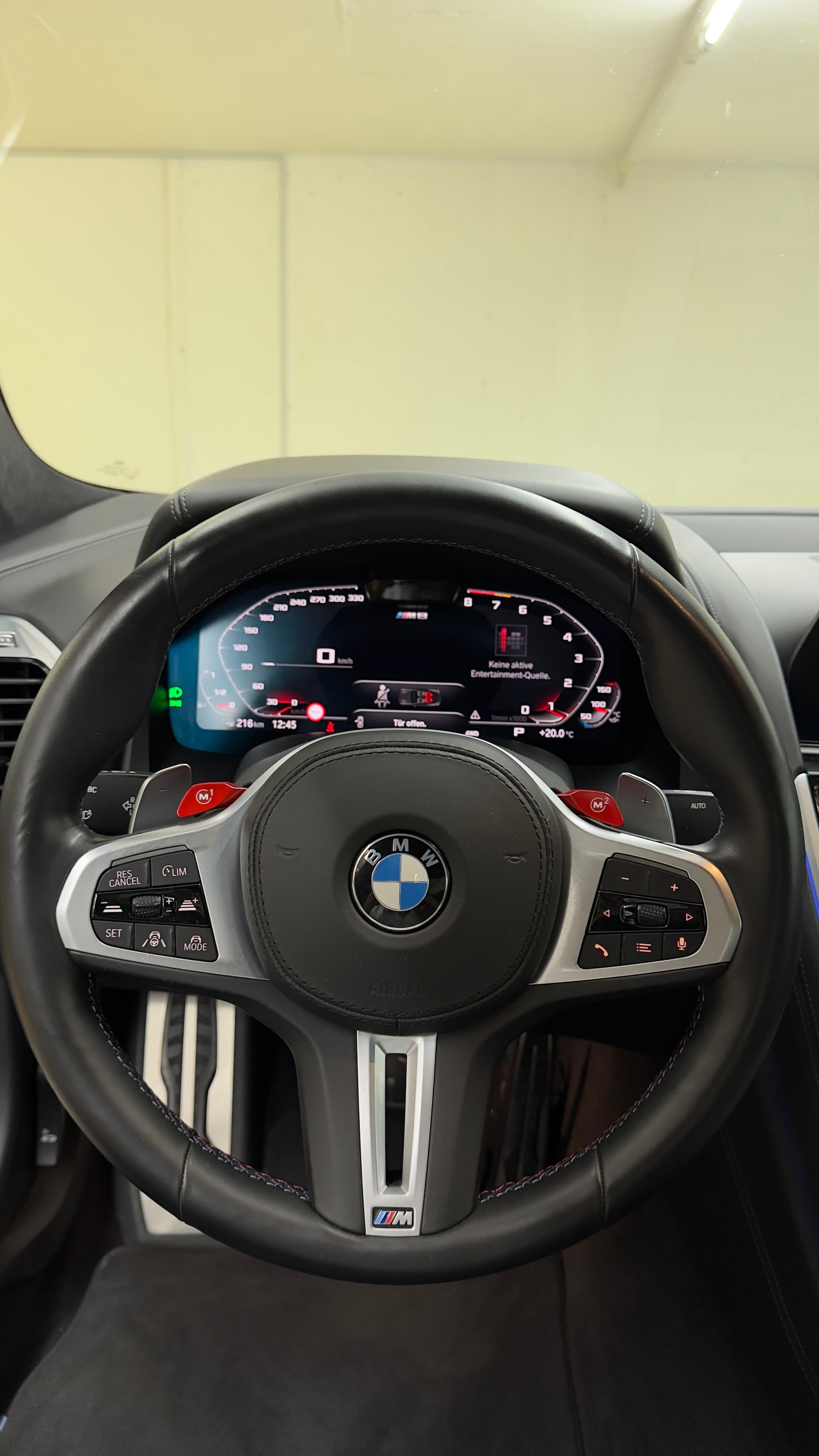 BMW M8 xDrive Steptronic M Competition-image-11