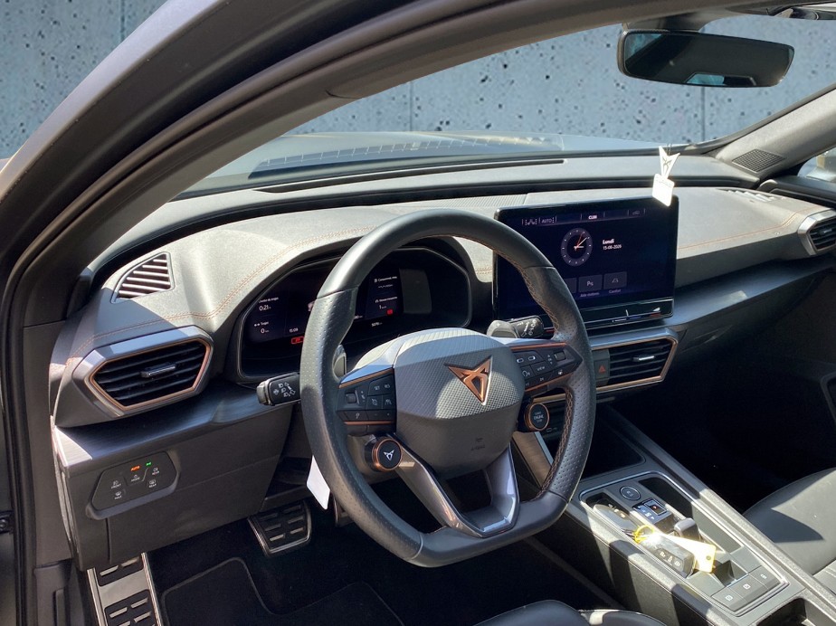 CUPRA Formentor 2.0TSI VZ 4Drive DSG-image-2