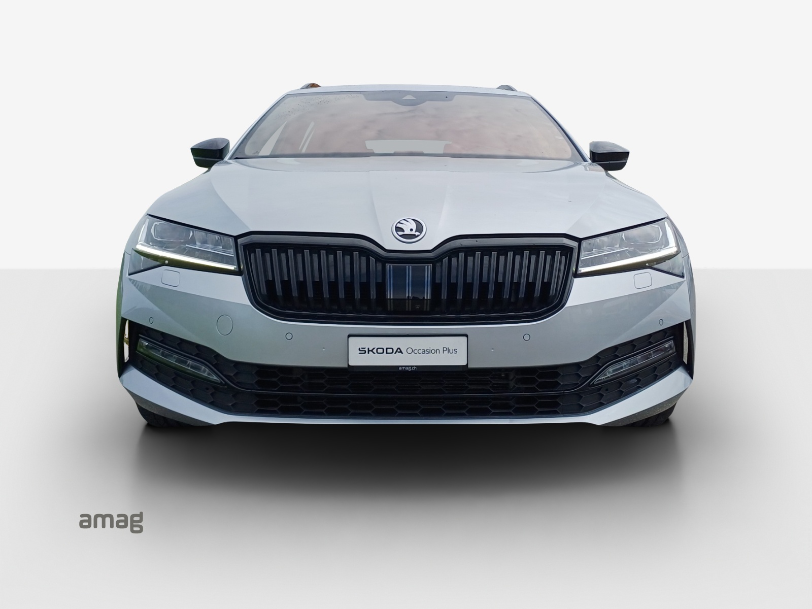 SKODA Superb Combi 2.0 TDi SportLine 4x4 DSG-image-6