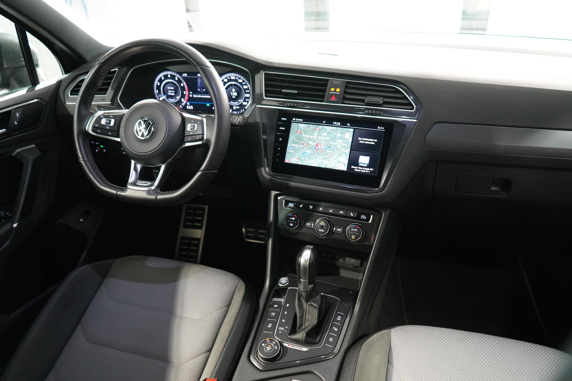 VW Tiguan 2.0 TSI Highline 4Motion DSG-image-8