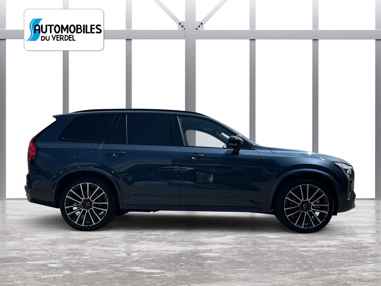 VOLVO XC90 2.0 T8 TE Black Edition eAWD-image-5