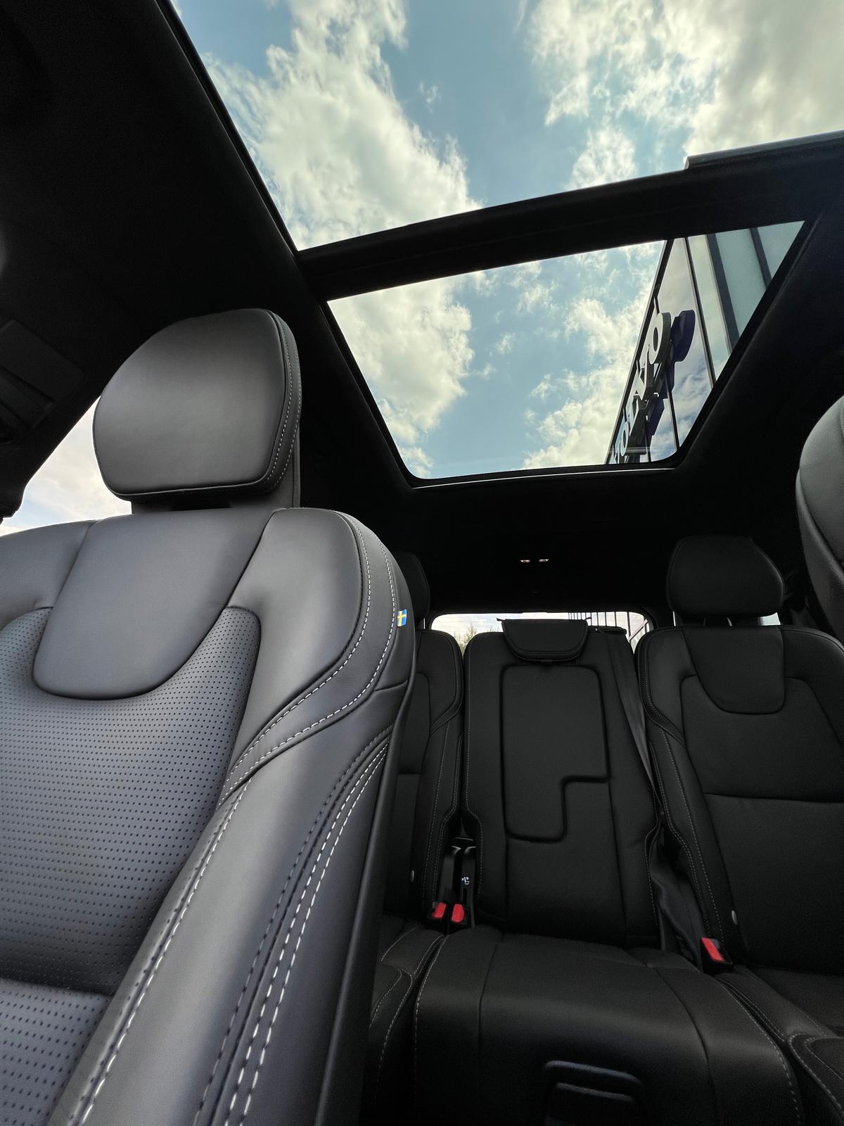 VOLVO XC90 2.0 T8 TE Black Edition eAWD-image-15