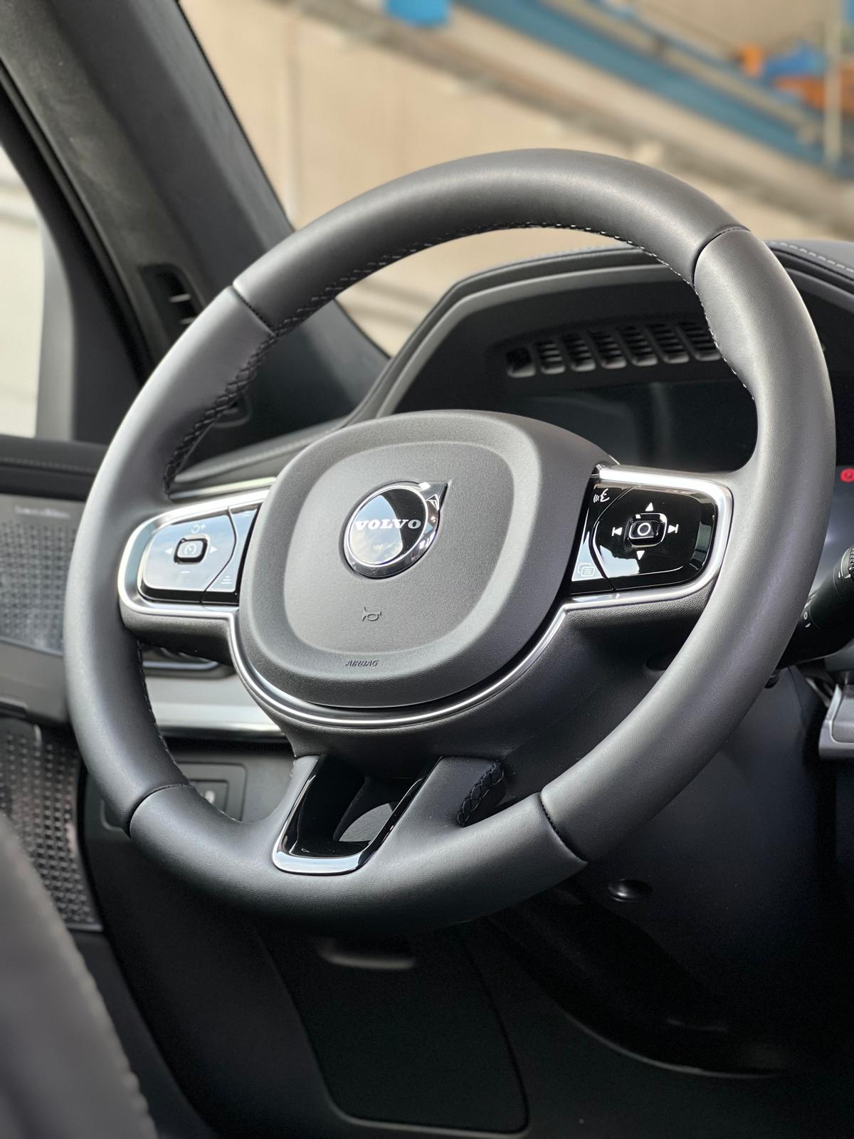 VOLVO XC90 2.0 T8 TE Black Edition eAWD-image-9