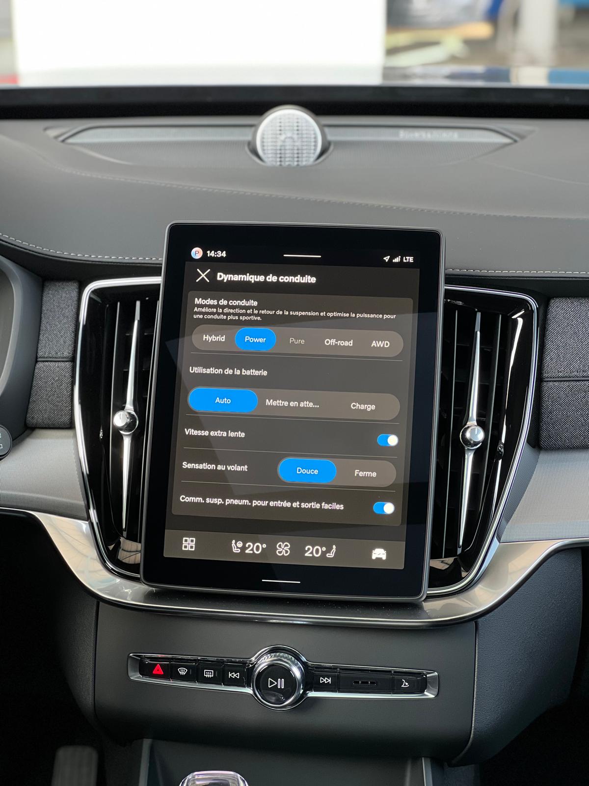 VOLVO XC90 2.0 T8 TE Black Edition eAWD-image-11