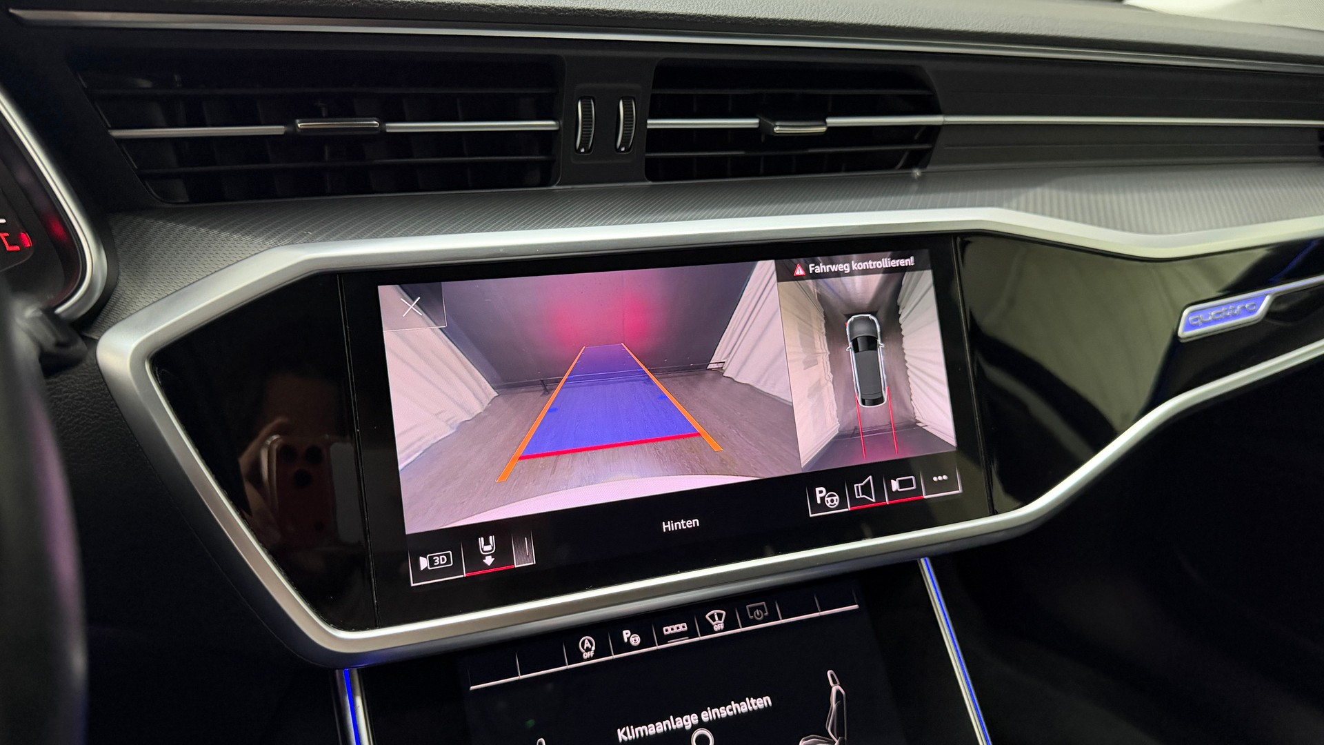 AUDI A6 Avant 40 TDI Sport Attraction quattro S-tronic-image-11