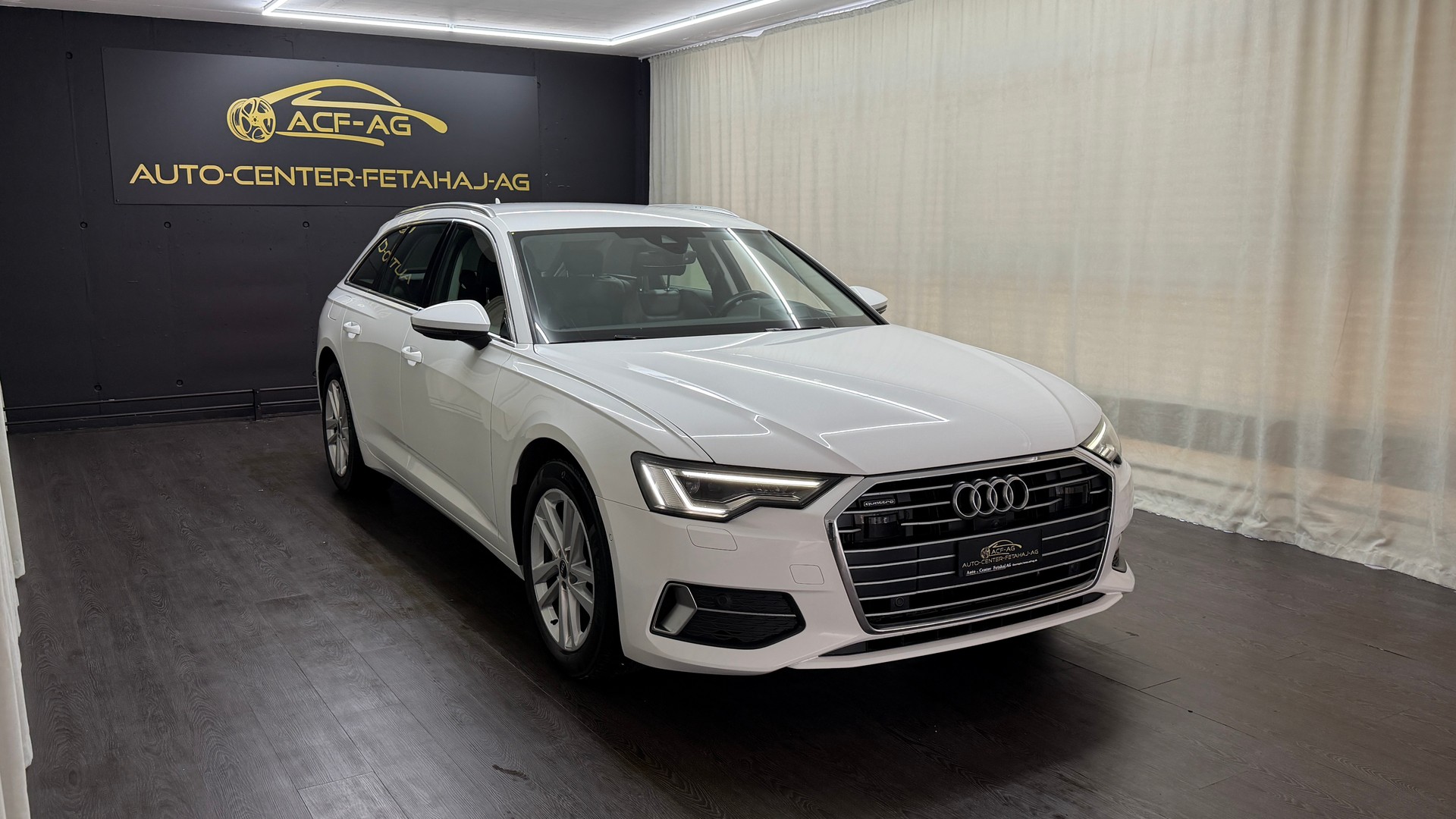 AUDI A6 Avant 40 TDI Sport Attraction quattro S-tronic-image-2