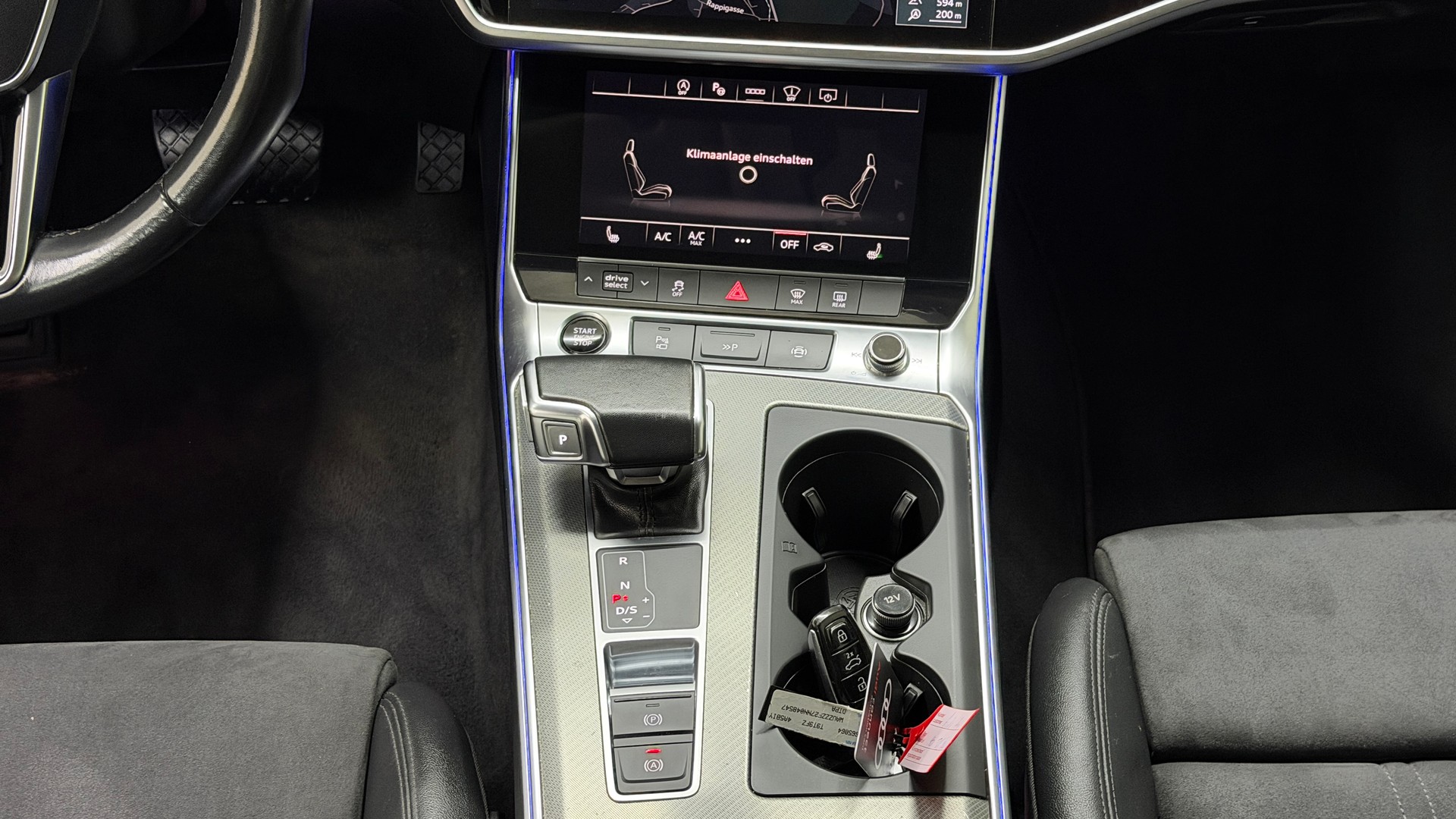 AUDI A6 Avant 40 TDI Sport Attraction quattro S-tronic-image-10