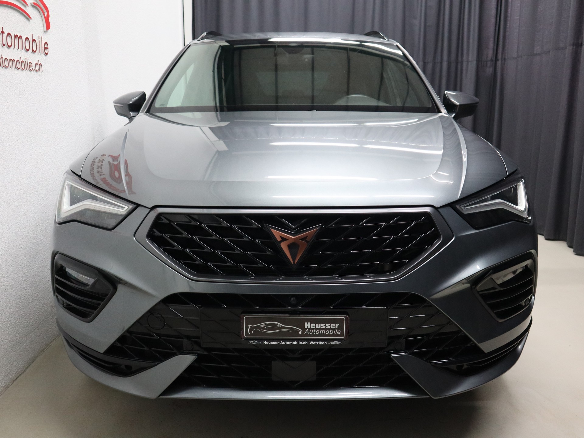 CUPRA Ateca 2.0TSI VZ 4Drive DSG - Panorama - Navi - Sportsitze - 360° Kamera - AHK - 300 PS-image-6