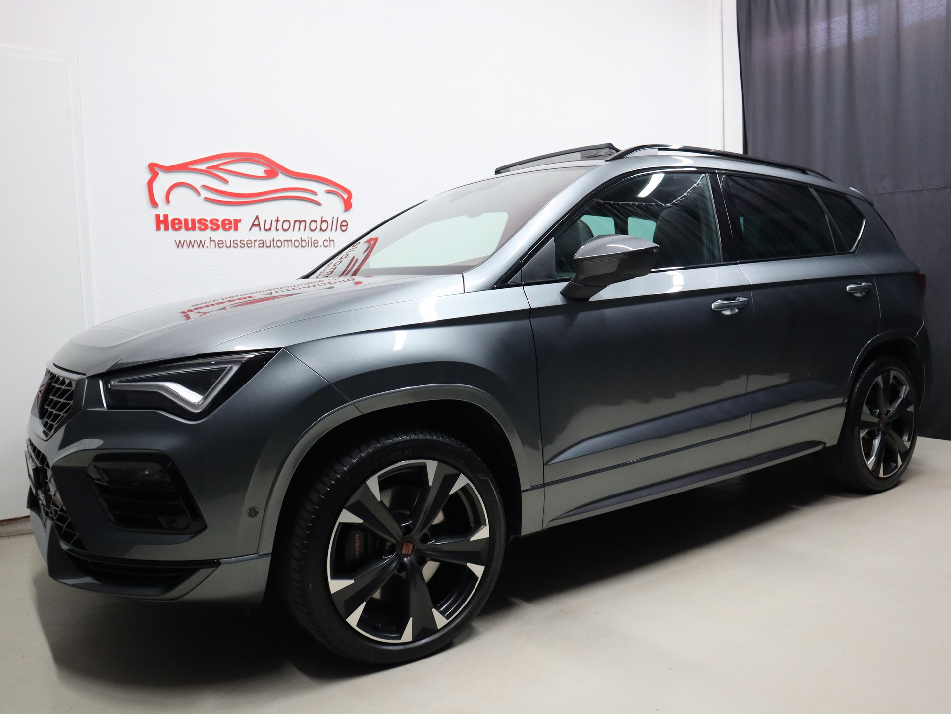 CUPRA Ateca 2.0TSI VZ 4Drive DSG - Panorama - Navi - Sportsitze - 360° Kamera - AHK - 300 PS-image-1