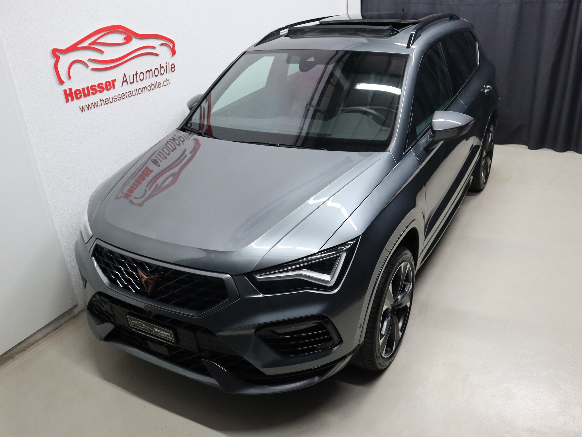CUPRA Ateca 2.0TSI VZ 4Drive DSG - Panorama - Navi - Sportsitze - 360° Kamera - AHK - 300 PS-image-2