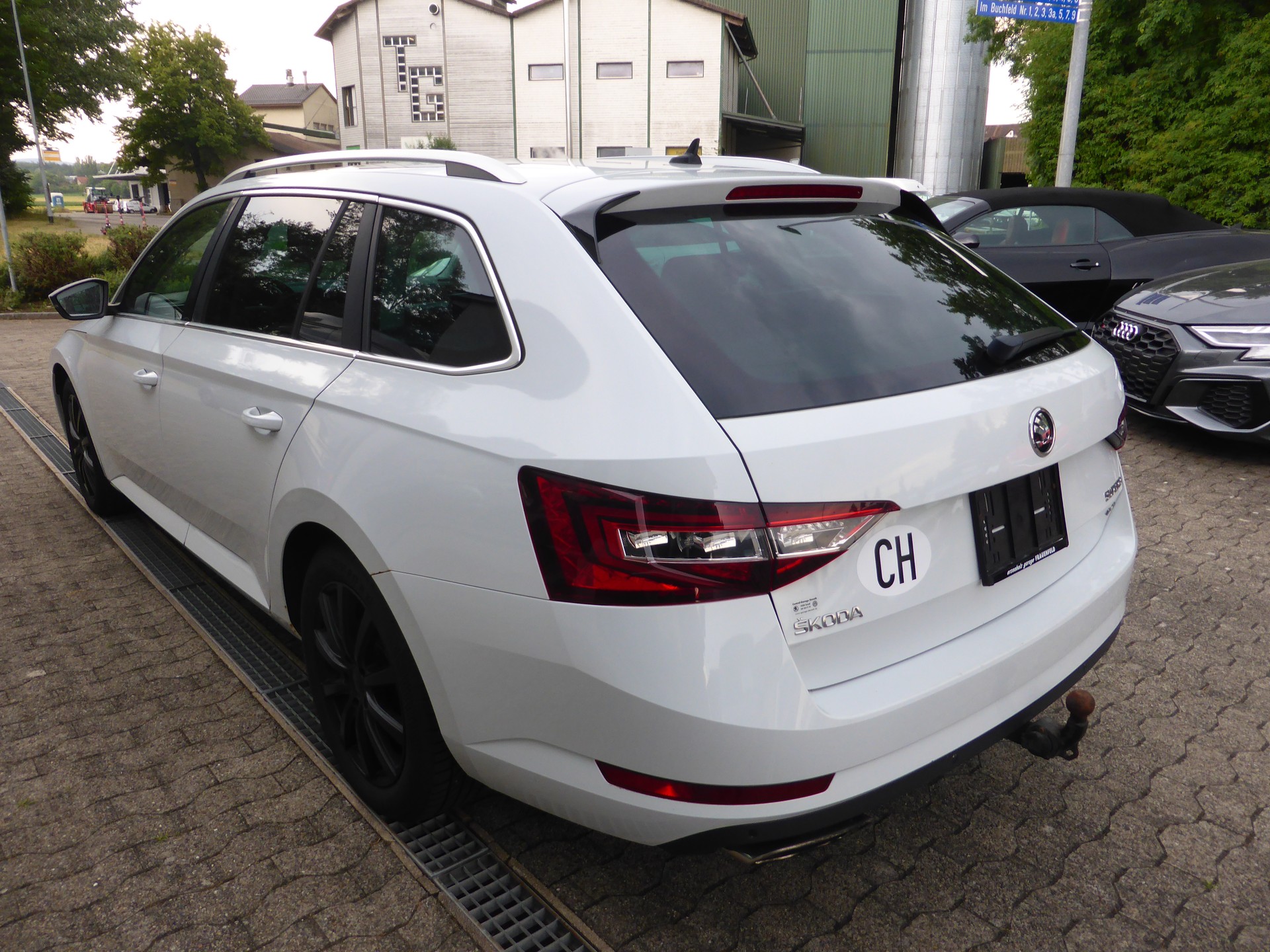 SKODA Superb Combi 2.0 TSI Style DSG 4x4-image-7